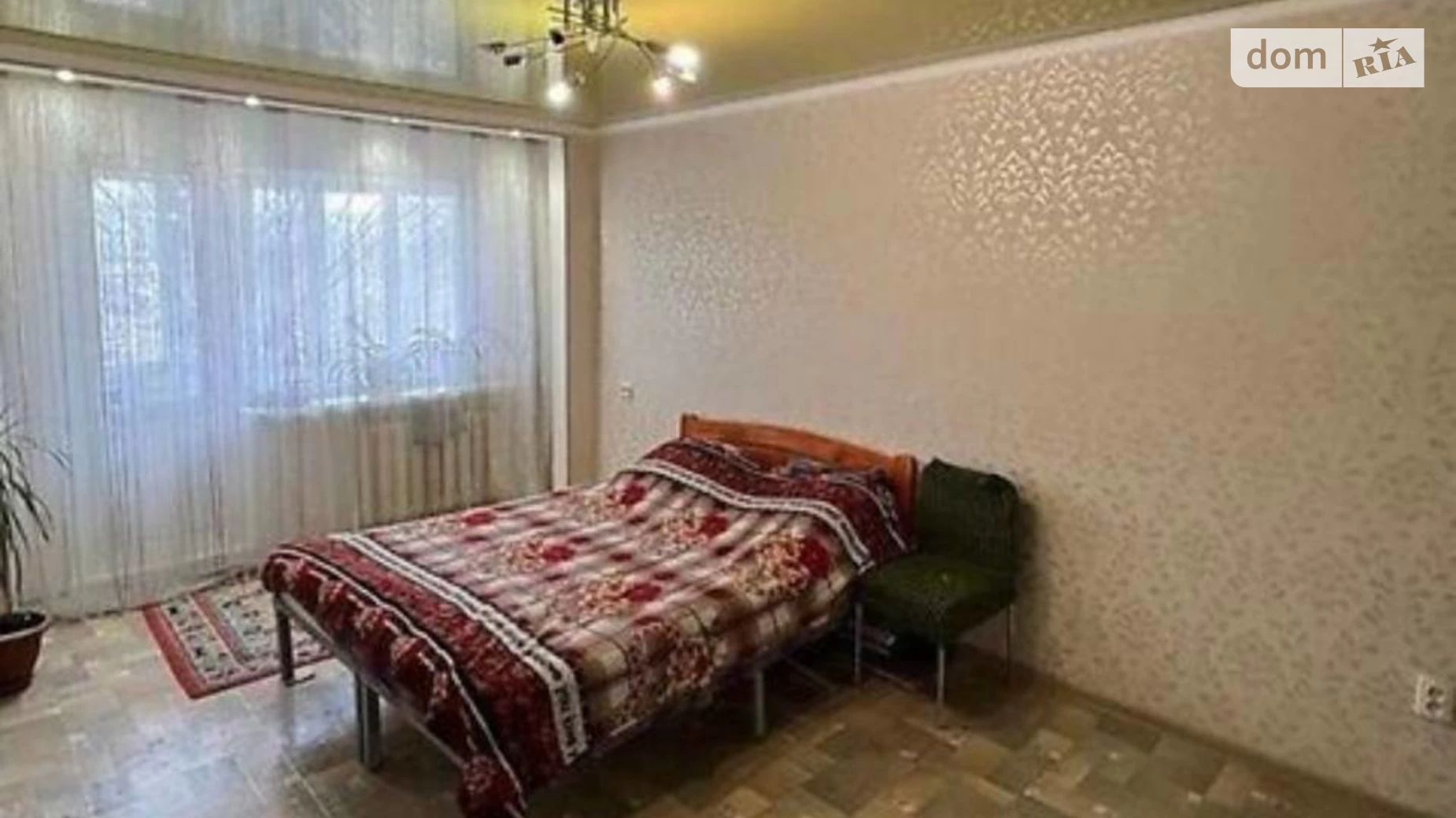 Продається 2-кімнатна квартира 45 кв. м у Одесі, вул. Марсельська
