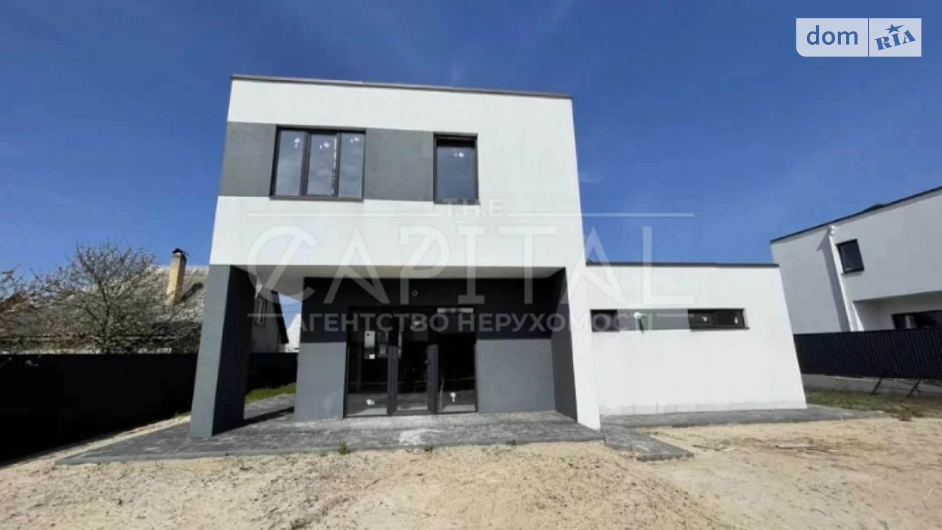 Продается дом на 2 этажа 180 кв. м с камином, цена: 180000 $ - фото 2