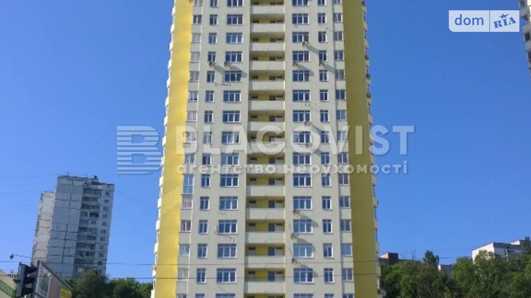 Продається 3-кімнатна квартира 89 кв. м у Києві, вул. Саперно-Слобідська, 24