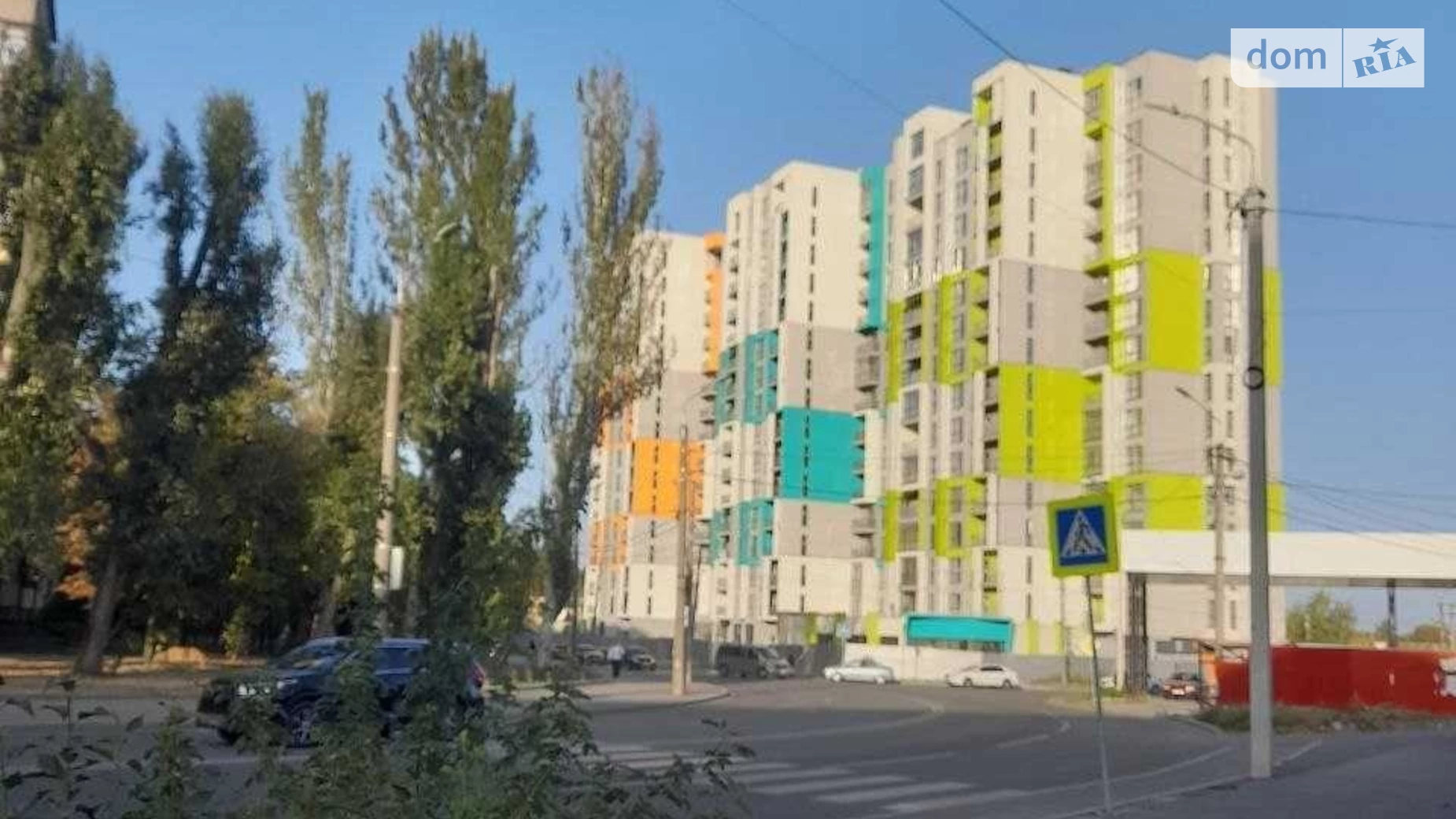 Продается 3-комнатная квартира 71 кв. м в Днепре, пер. Добровольцев, 3