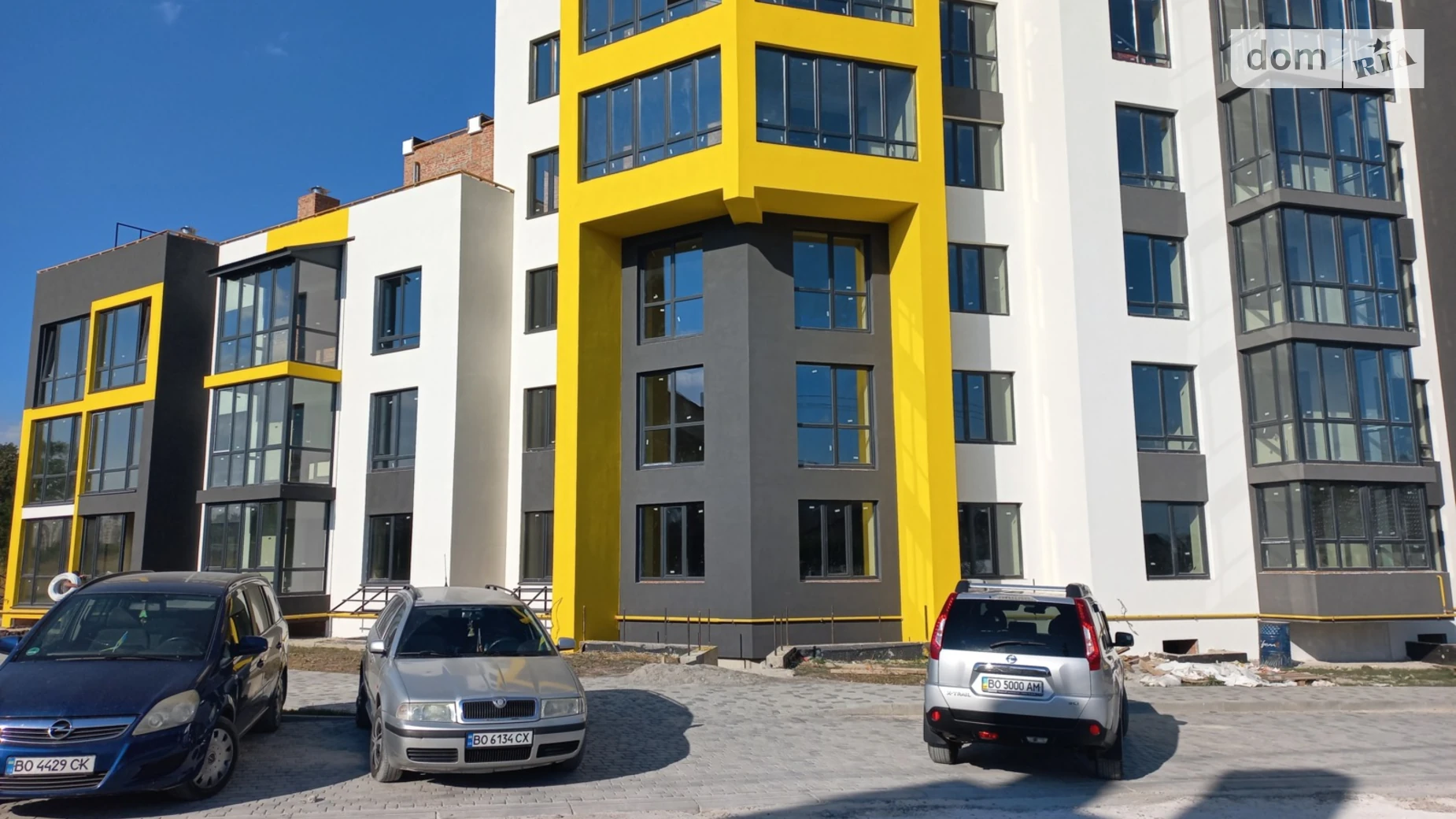 3-комнатная квартира 87 кв. м в Тернополе, ул. 15-го Апреля - фото 3