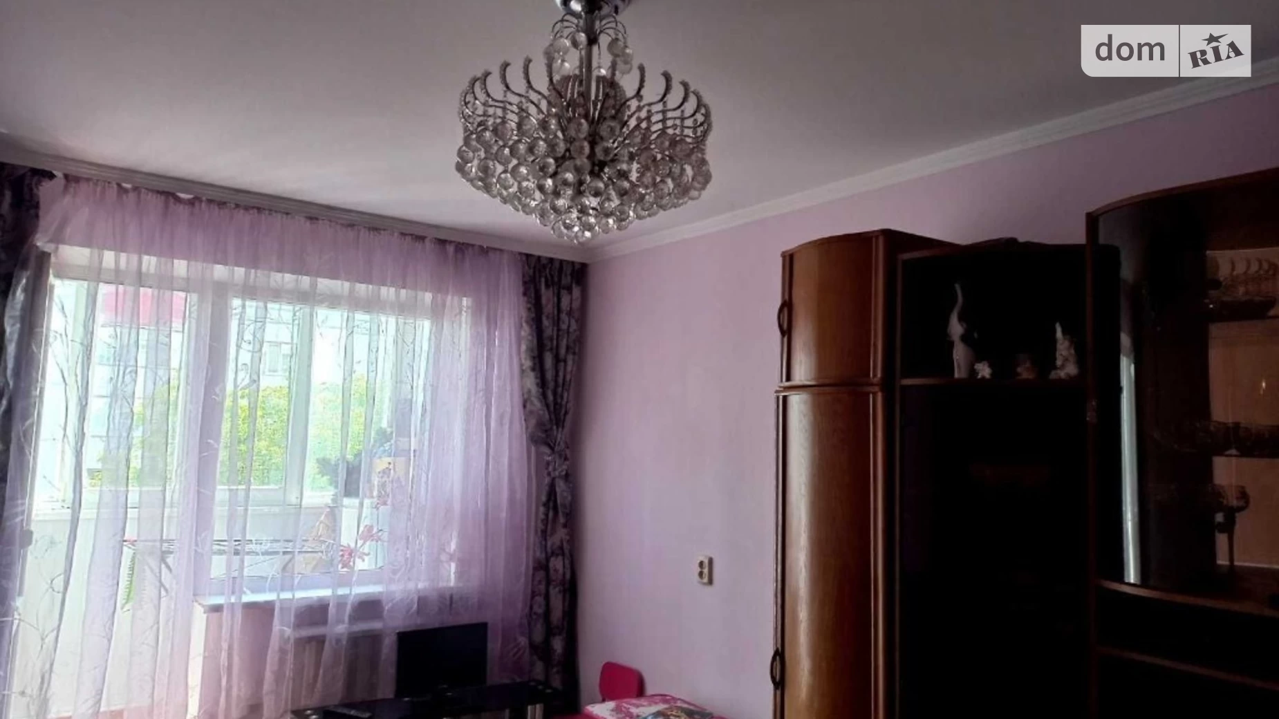 Продается 3-комнатная квартира 74 кв. м в Хмельницком, ул. Панаса Мирного