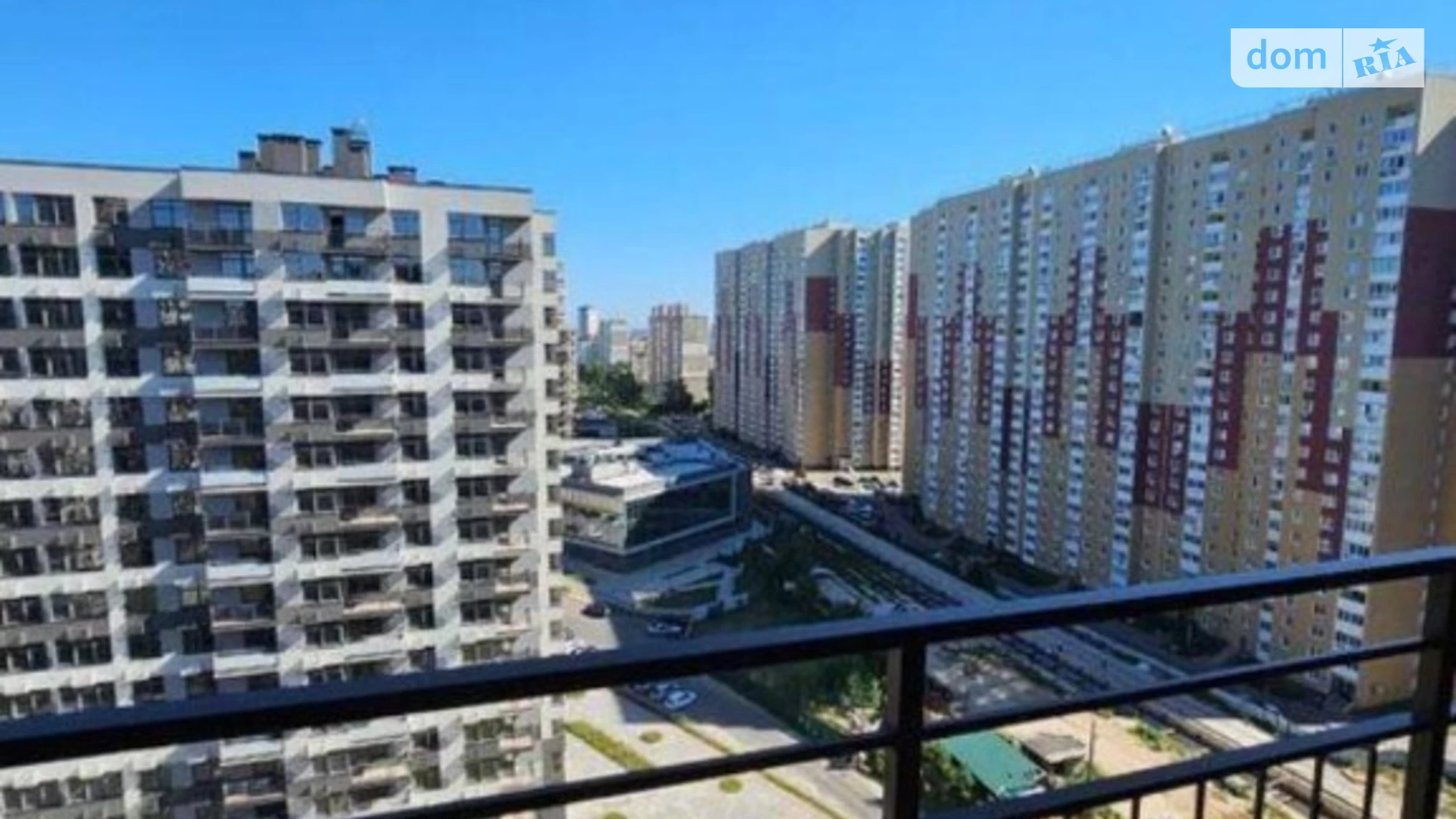 Продается 3-комнатная квартира 95 кв. м в Киеве, ул. Генерала Грекова, 4