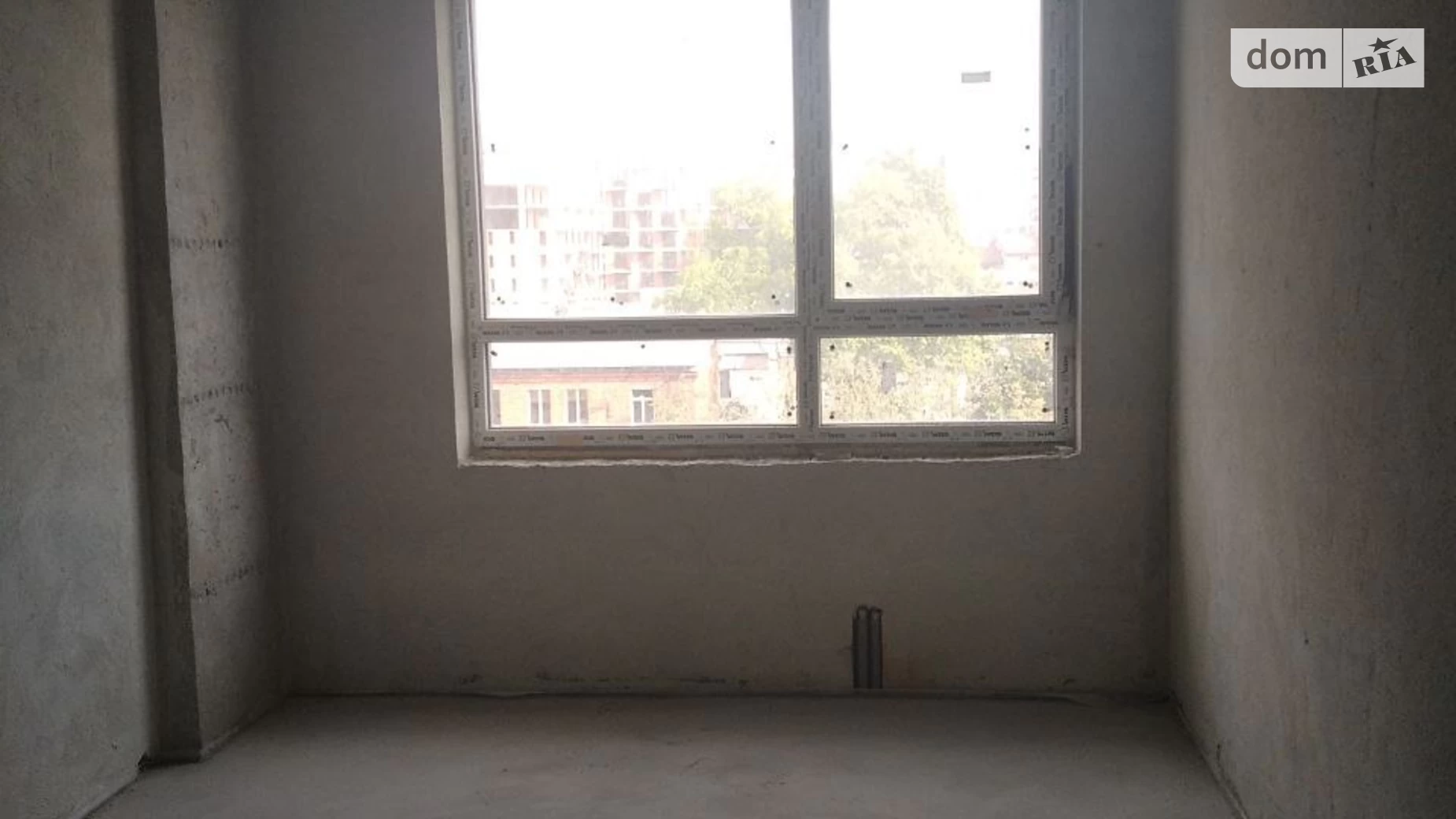 Продается 2-комнатная квартира 73.13 кв. м в Львове, ул. Владимира Навроцкого, 31