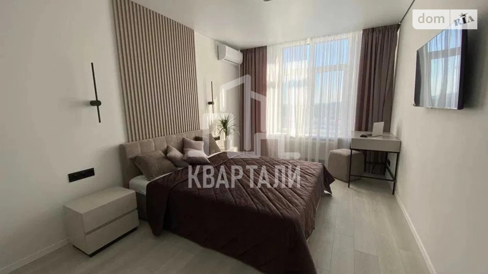 Продается 1-комнатная квартира 50 кв. м в Киеве, ул. Никольско-Слободская, 8 - фото 2