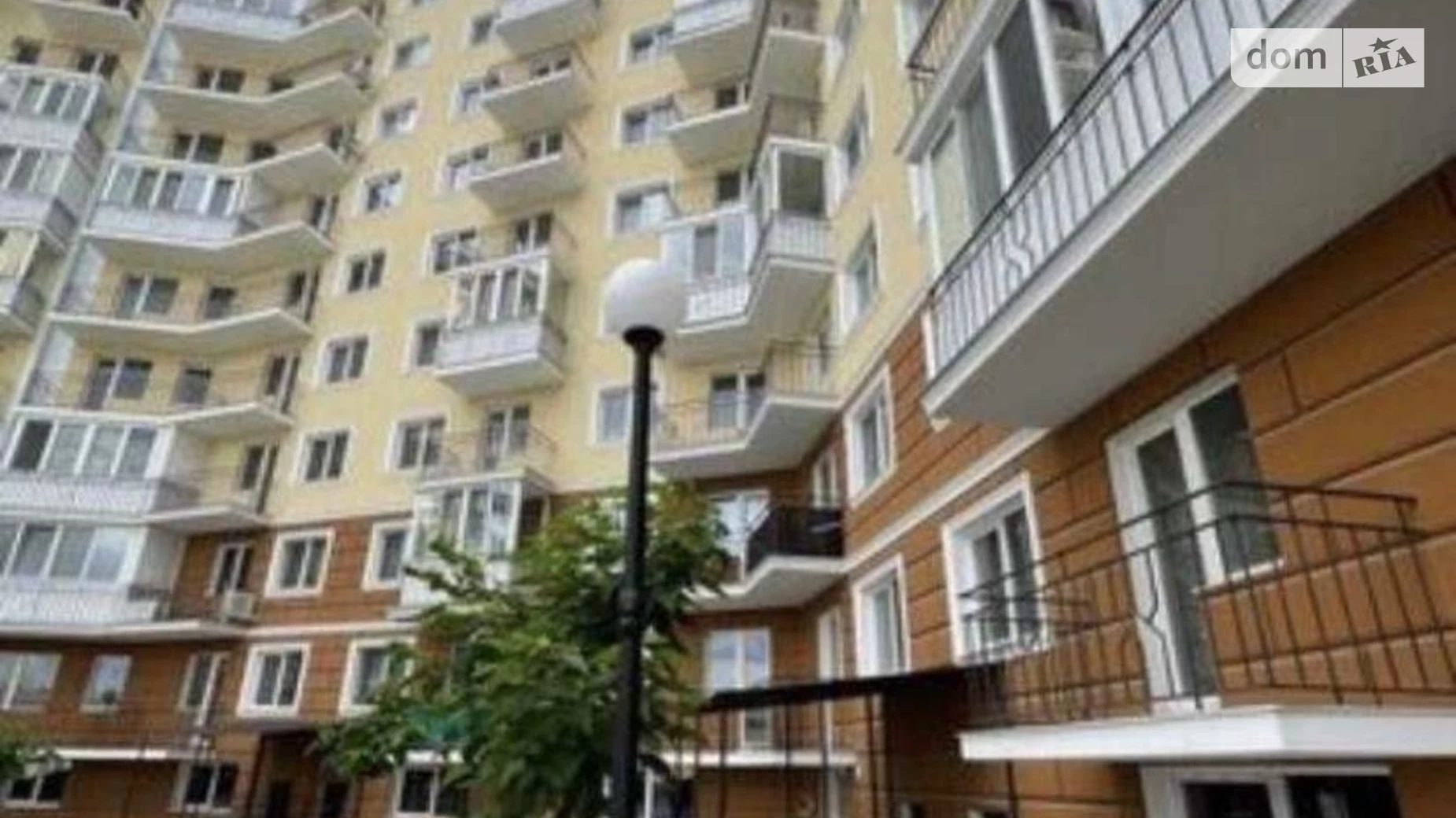 Продается 1-комнатная квартира 39 кв. м в Одессе, ул. Люстдорфская дорога, 100З