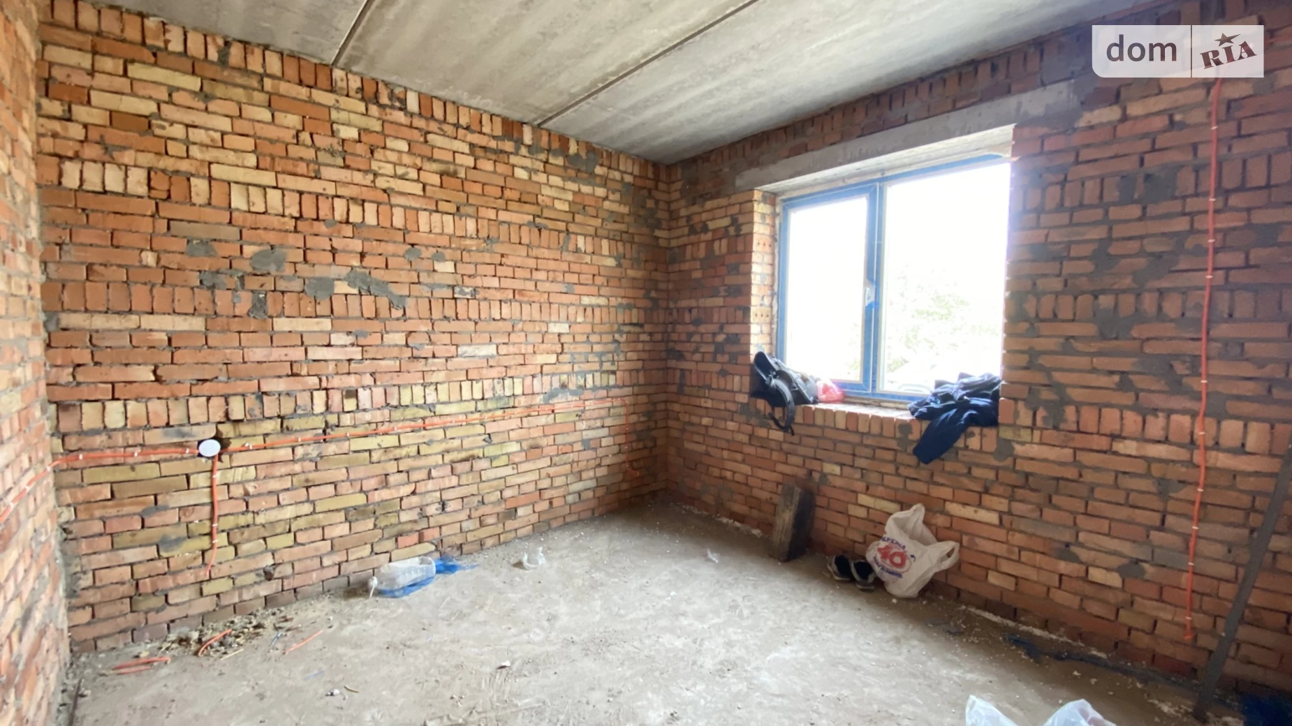 Продается дом на 2 этажа 110 кв. м с камином, цена: 80000 $ - фото 4