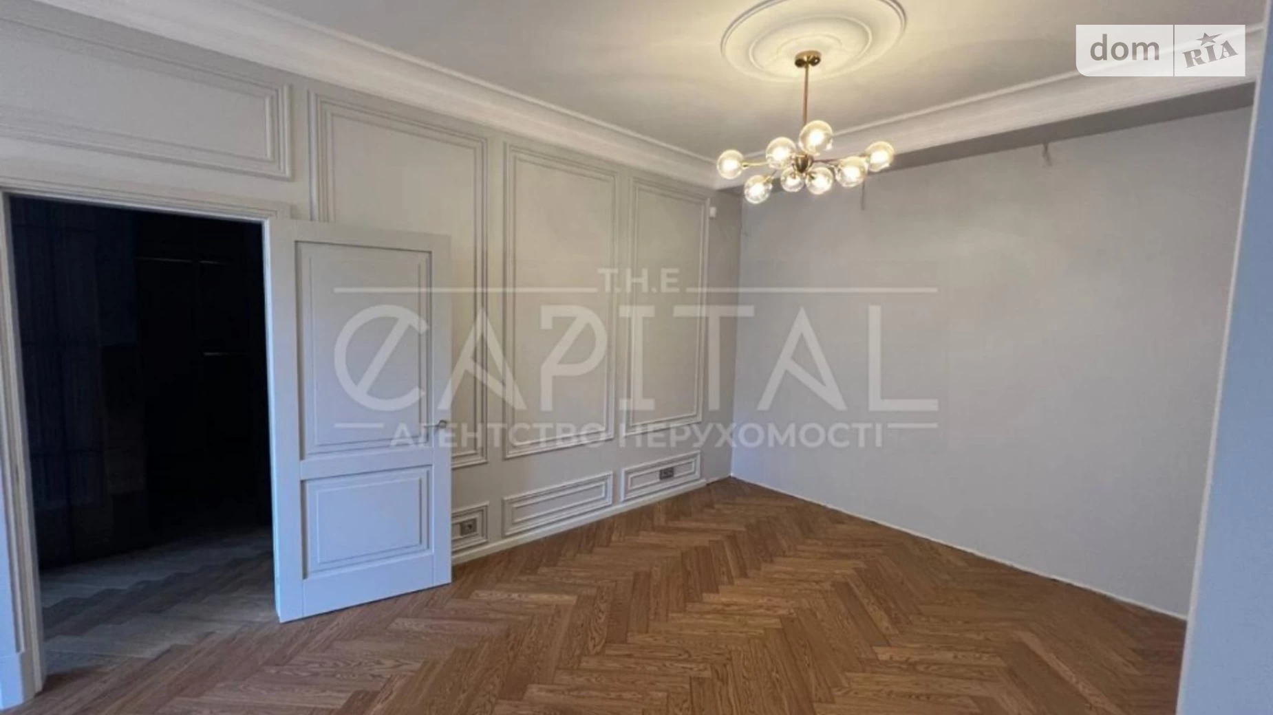 Продается 2-комнатная квартира 93 кв. м в Киеве, ул. Дегтярная