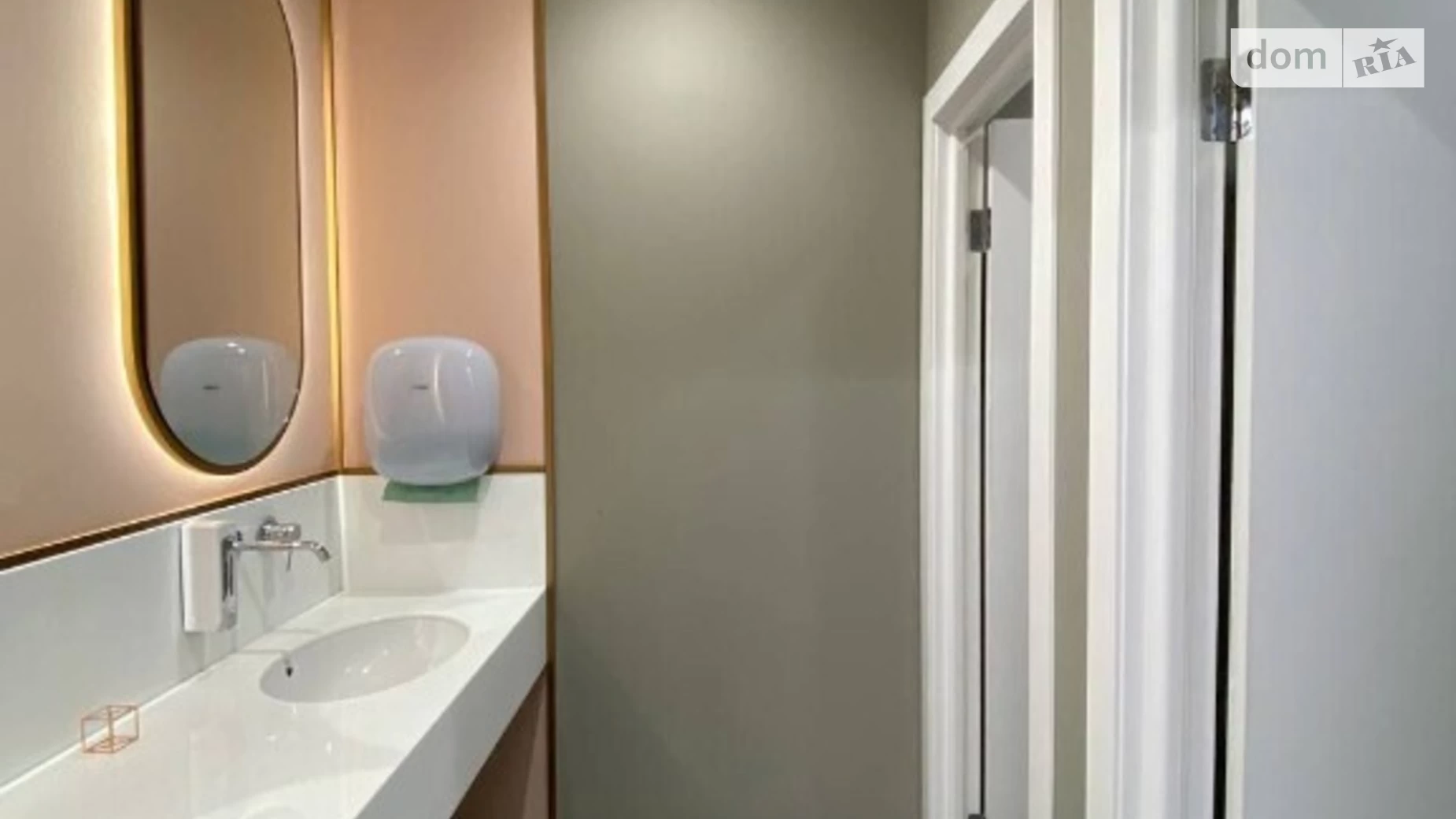 Продается офис 120 кв. м в бизнес-центре, цена: 135000 $ - фото 4