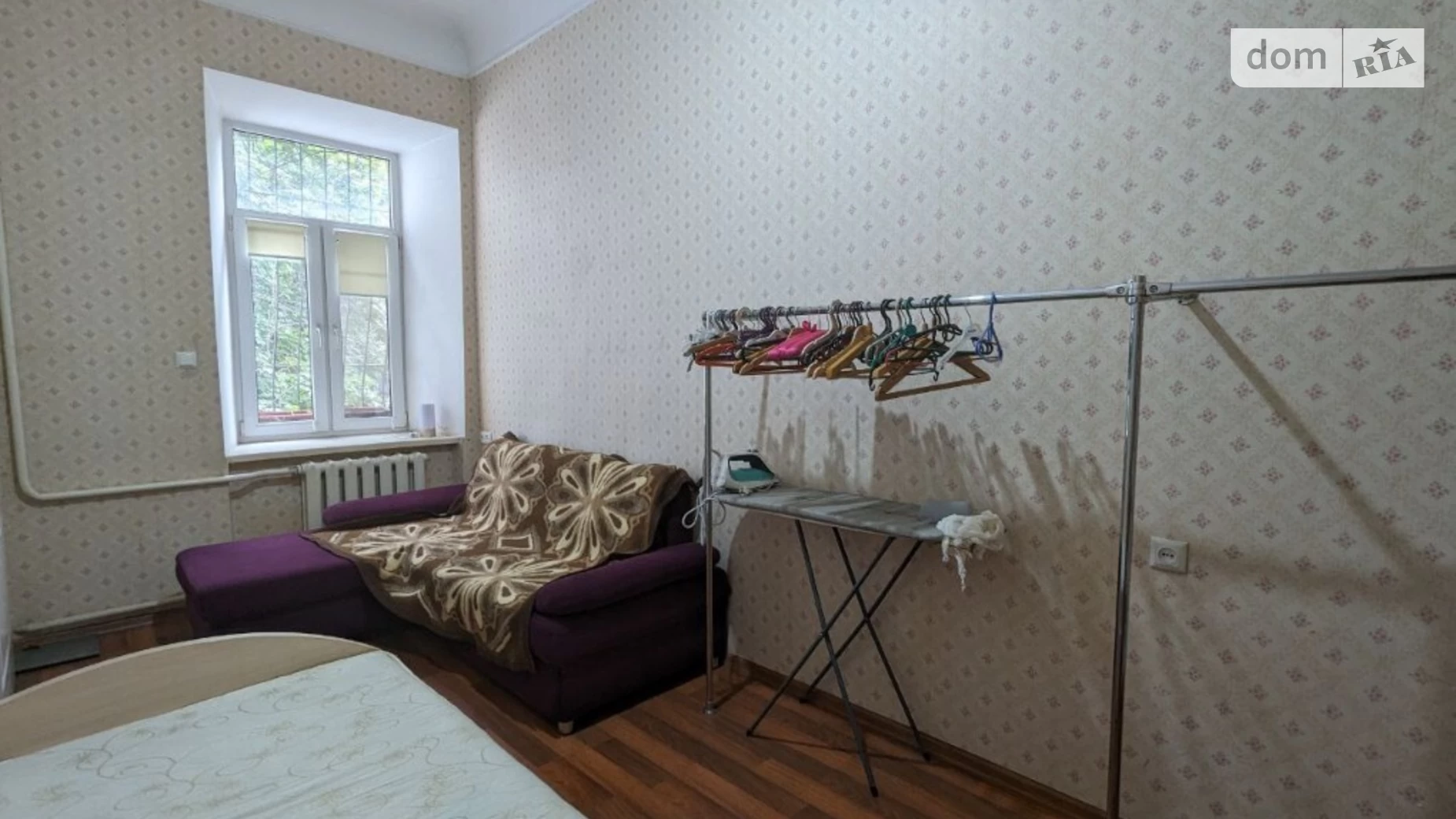 Продається 4-кімнатна квартира 109 кв. м у Одесі, вул. Ніжинська
