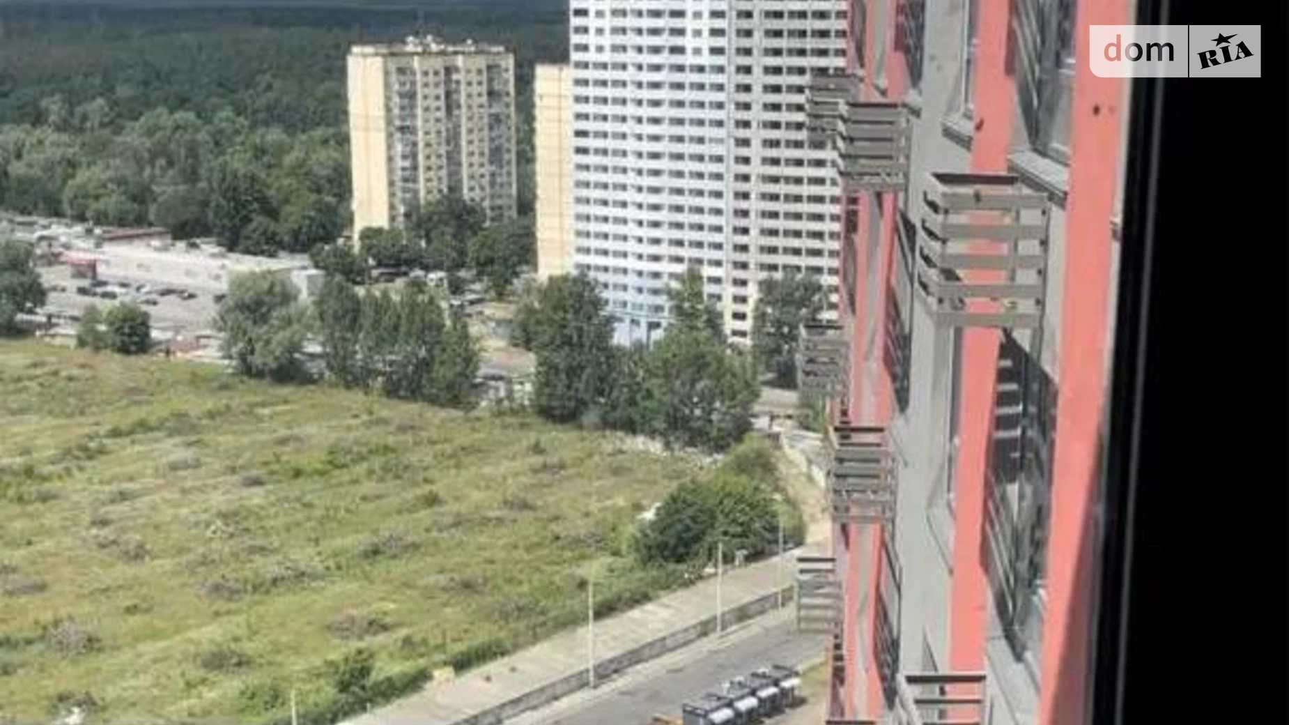 Продается 2-комнатная квартира 86 кв. м в Киеве, просп. Правды, 83