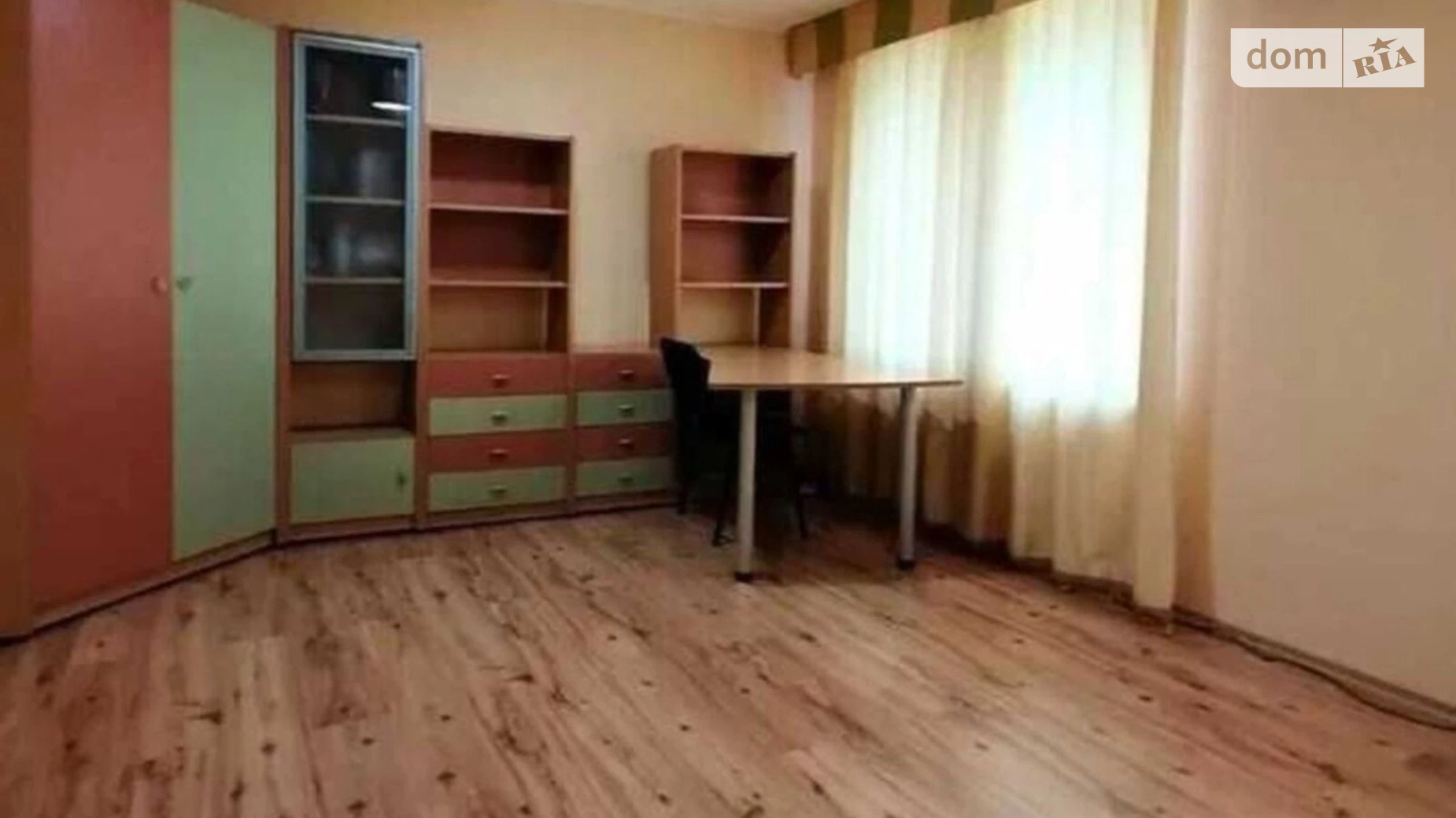 Продається 3-кімнатна квартира 106 кв. м у Дніпрі, вул. Антоновича Володимира