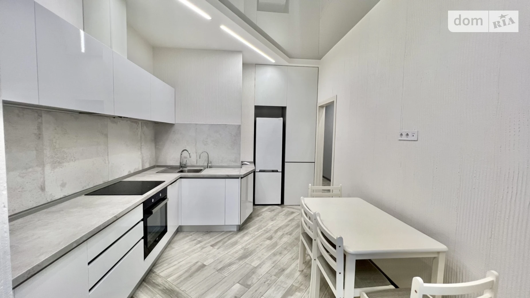 Сдается в аренду 2-комнатная квартира 65 кв. м в Одессе, бул. Итальянский, 1А - фото 2