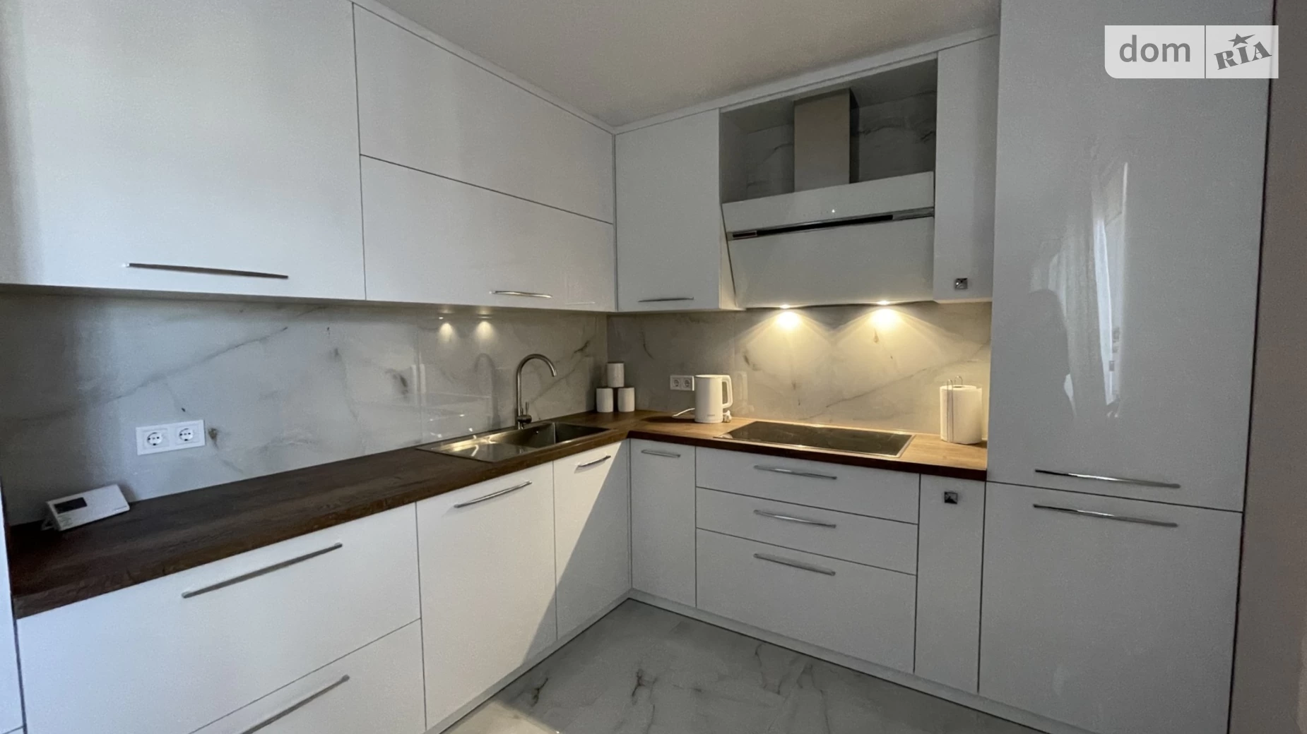 2-кімнатна квартира 92 кв. м у Тернополі, просп. Злуки - фото 4