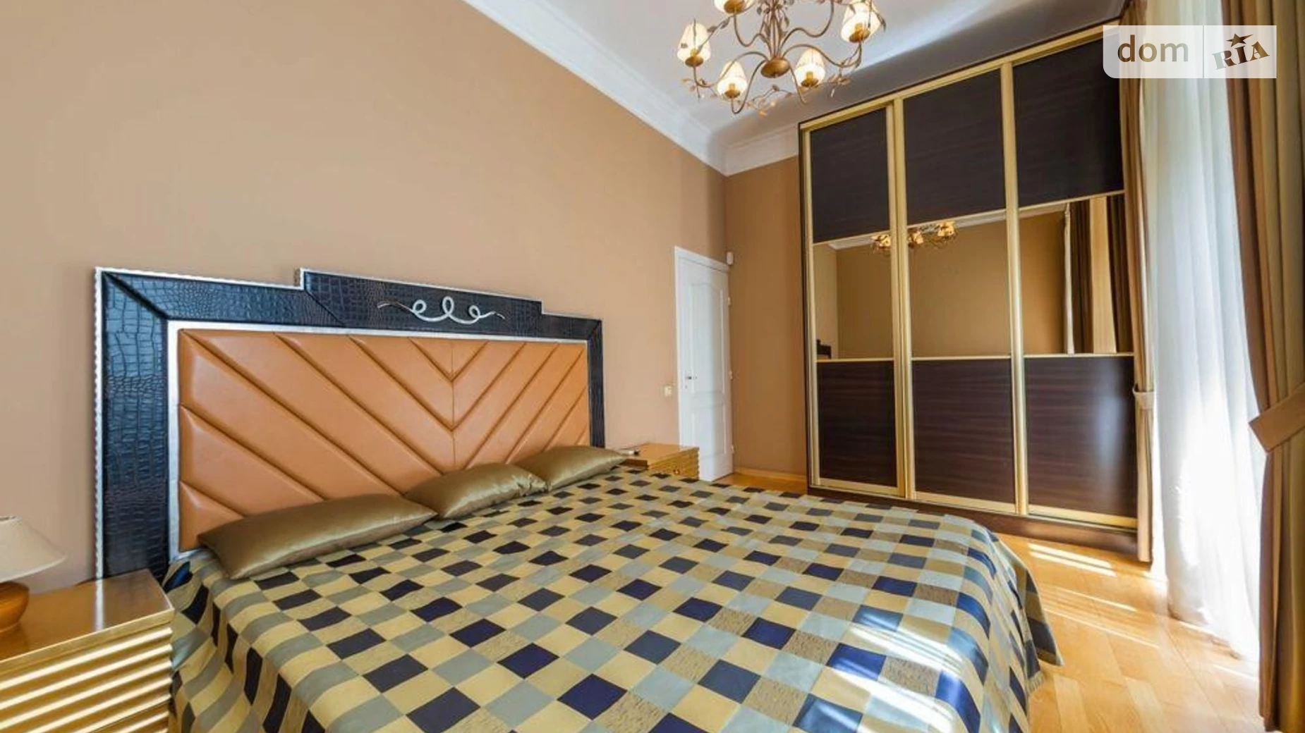 Продается 2-комнатная квартира 70 кв. м в Киеве, ул. Архитектора Городецкого, 6 - фото 2