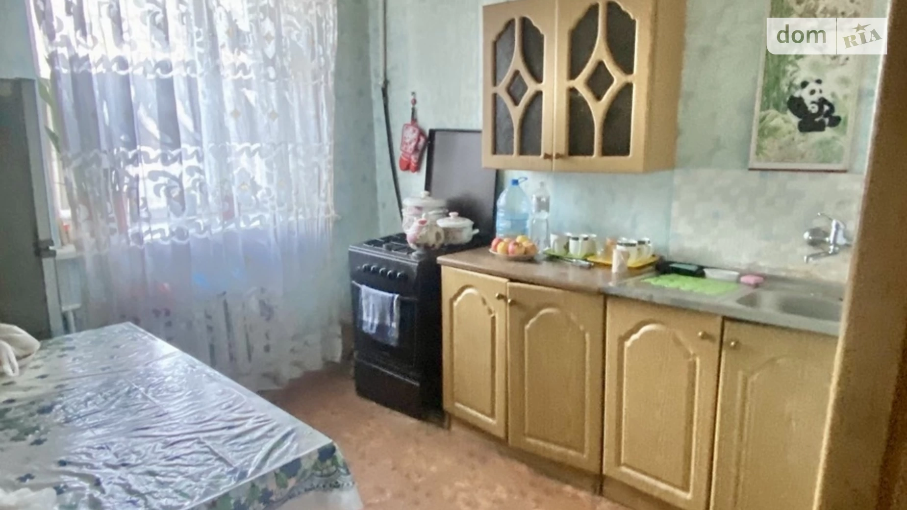 Продается 1-комнатная квартира 37 кв. м в Черноморске, ул. Парусная
