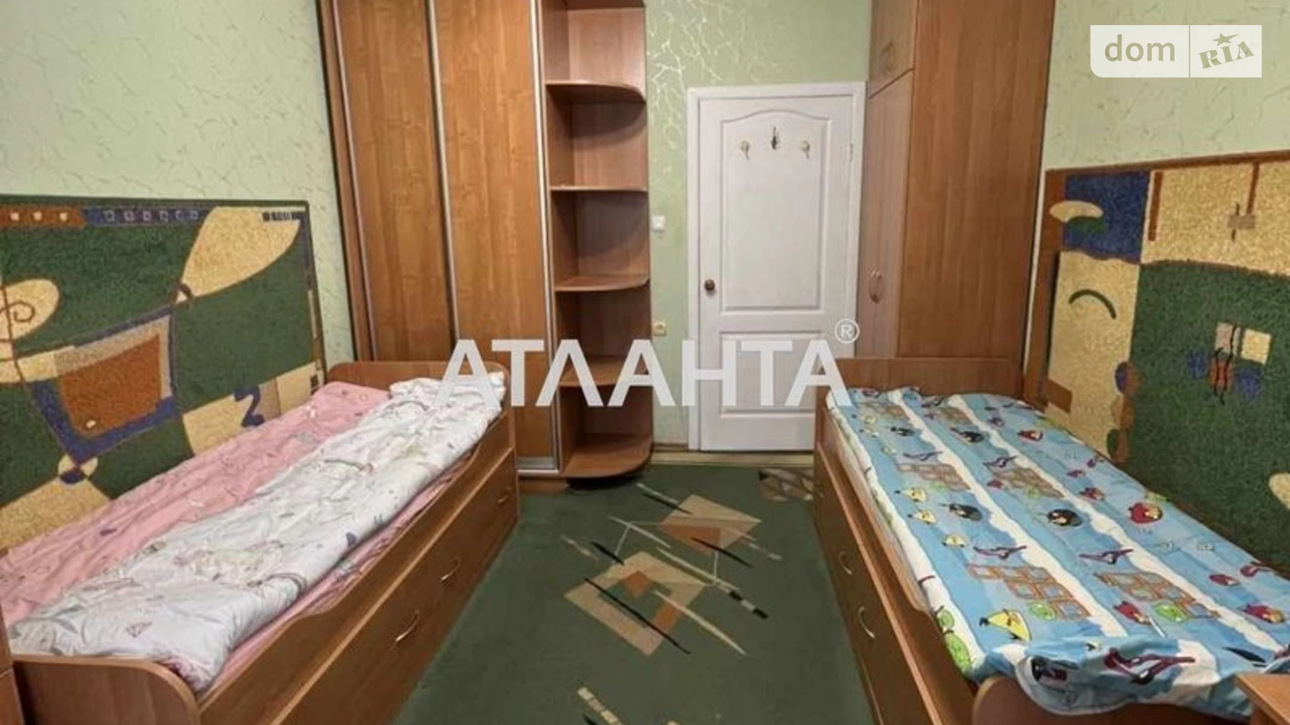 Продается 3-комнатная квартира 63 кв. м в Одессе, ул. Парковая