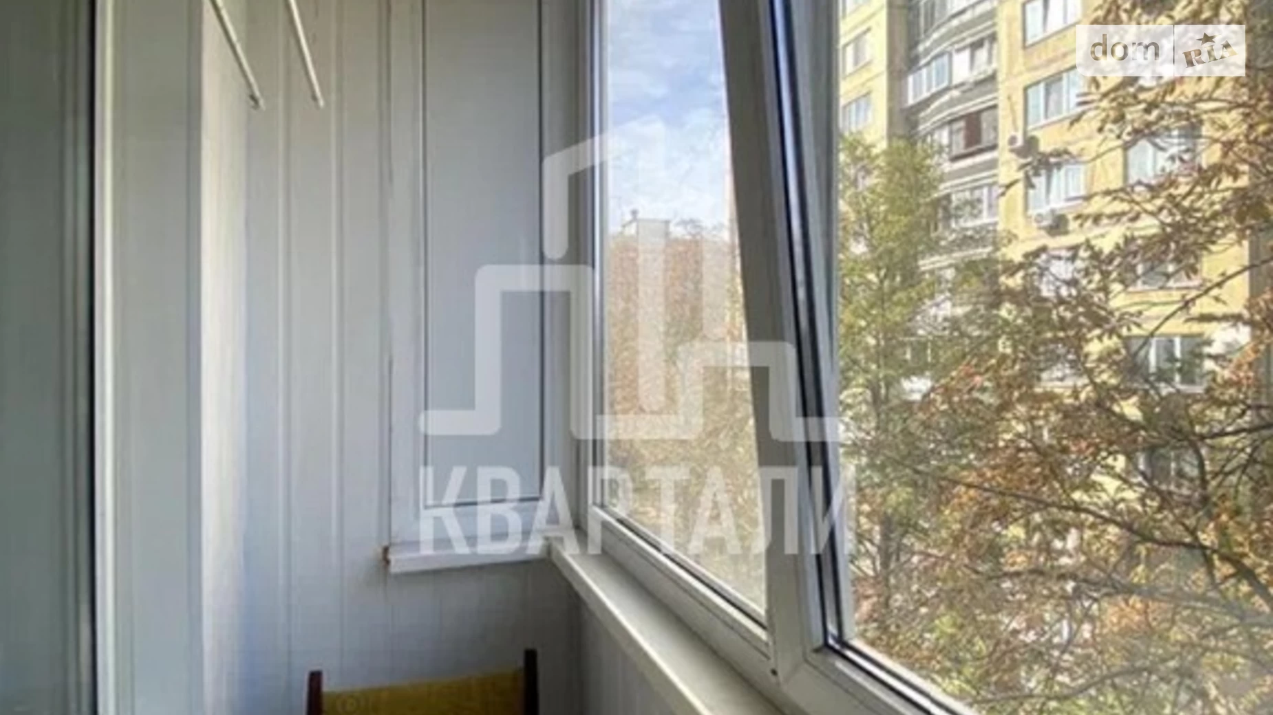 Продается 3-комнатная квартира 68 кв. м в Киеве, просп. Свободы, 35А - фото 2