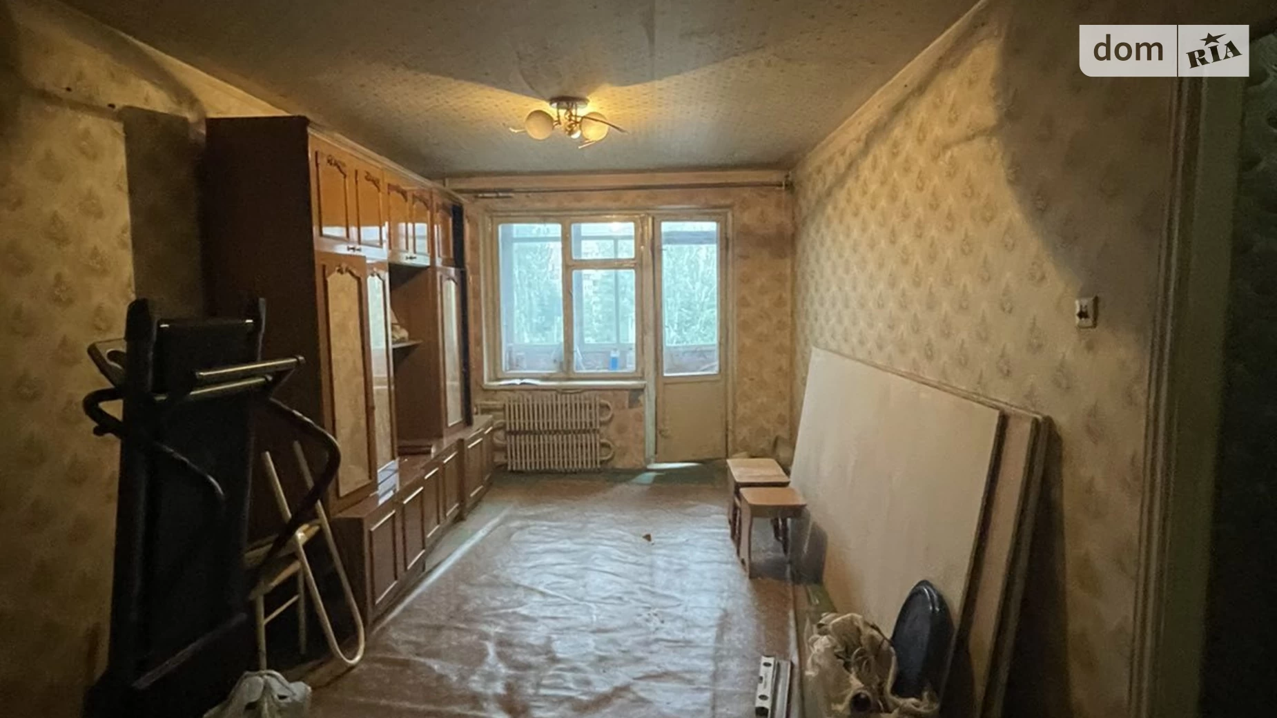 Продается 3-комнатная квартира 68 кв. м в Днепре, ул. Малиновского Маршала, 36