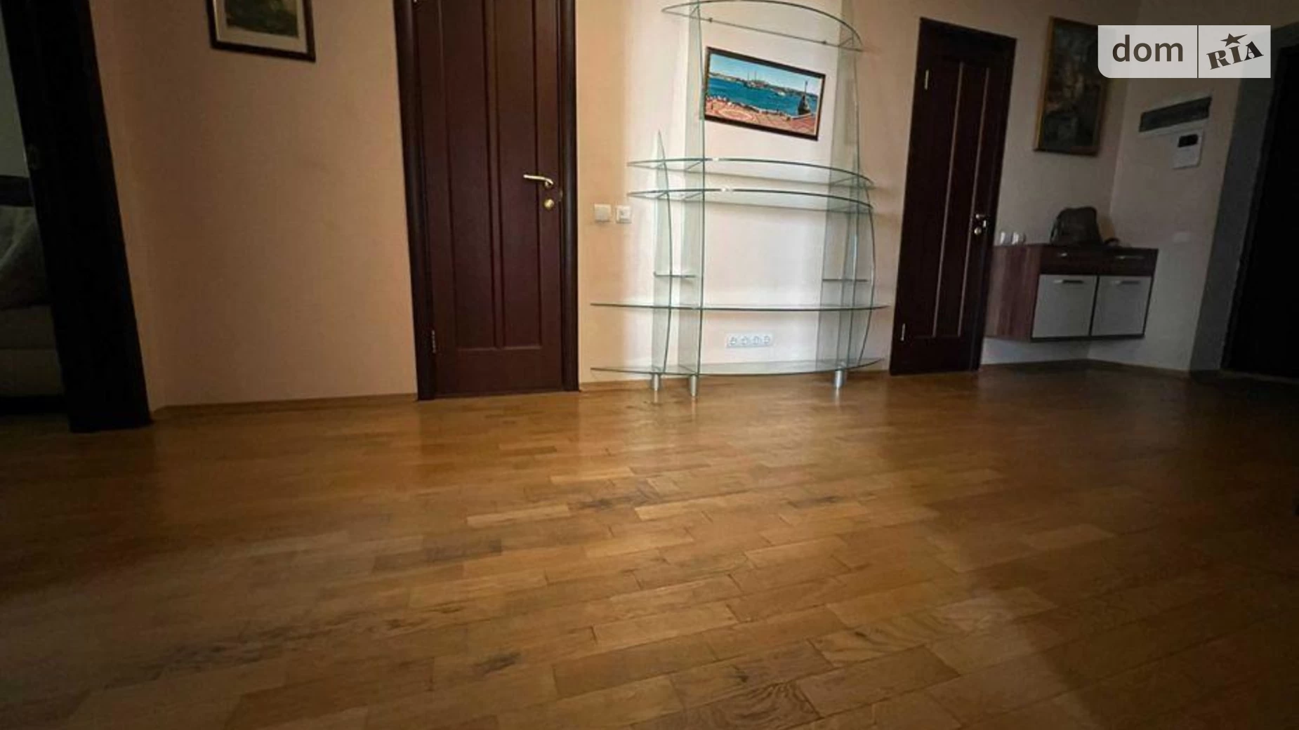 Продается 2-комнатная квартира 83 кв. м в Киеве, ул. Степана Руданского, 3А