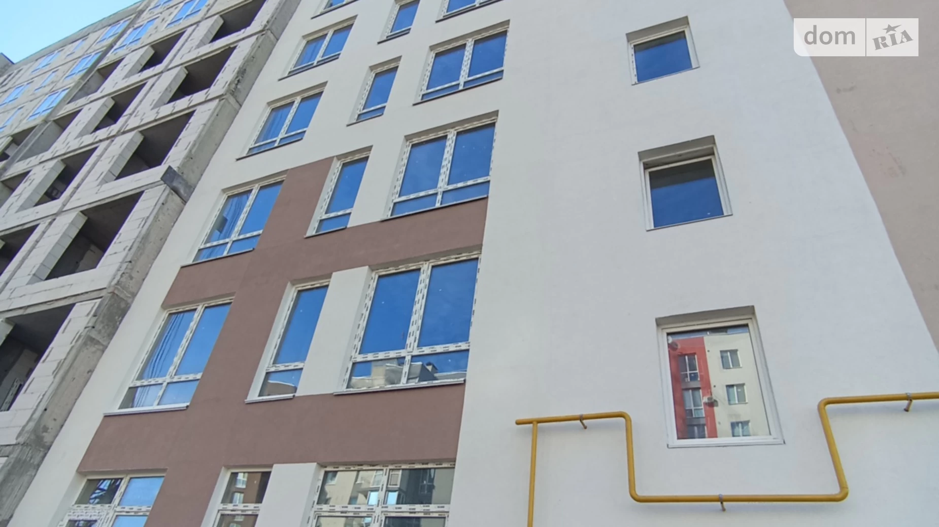 Продается 1-комнатная квартира 38 кв. м в Буче, ул. Бориса Гмыри