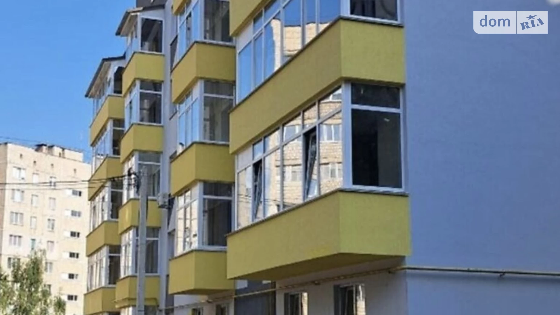 Продається 2-кімнатна квартира 68.8 кв. м у Вінниці, вул. Польова