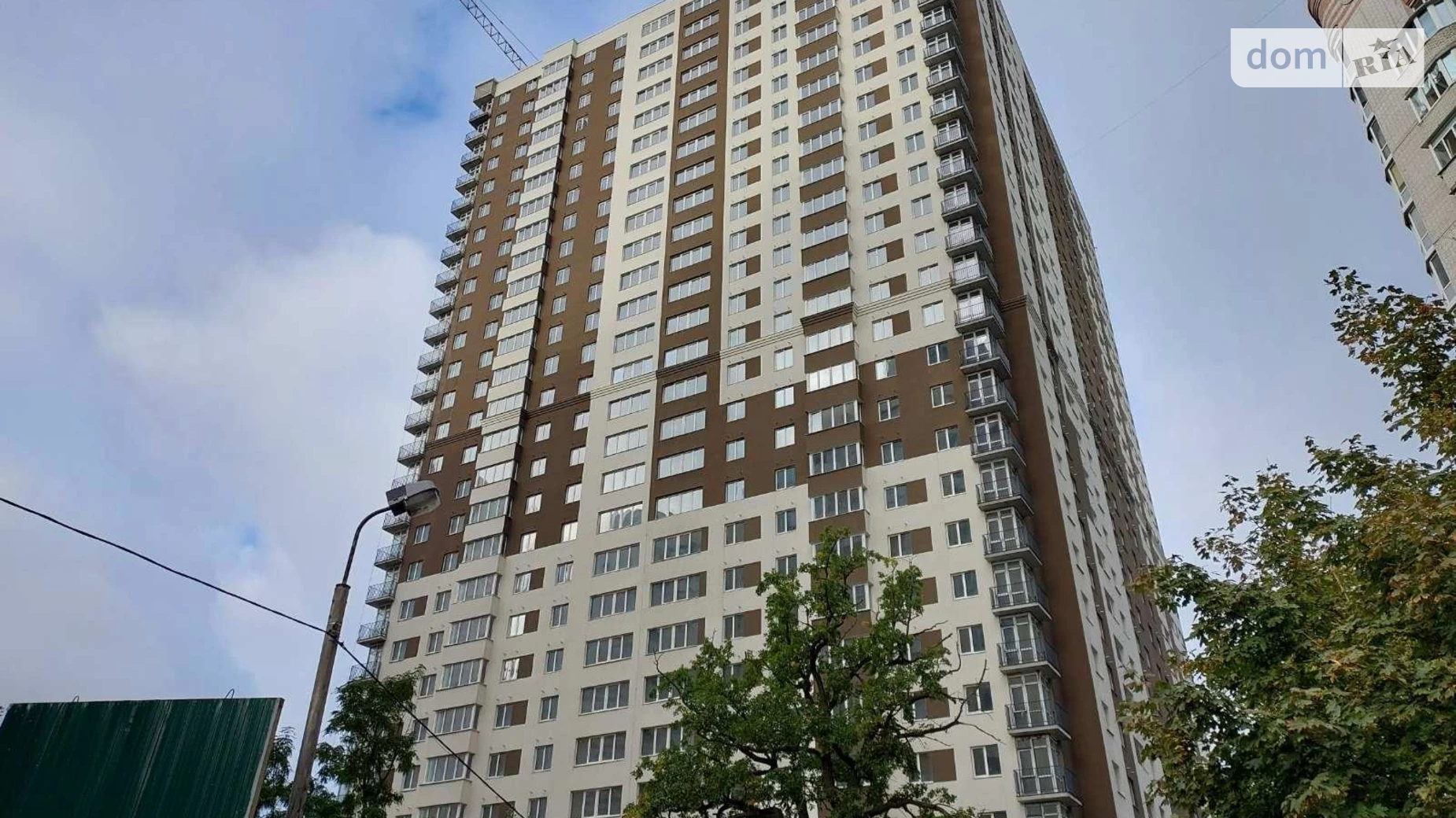 Продается 1-комнатная квартира 34 кв. м в Киеве, ул. Степана Руданского, 9А