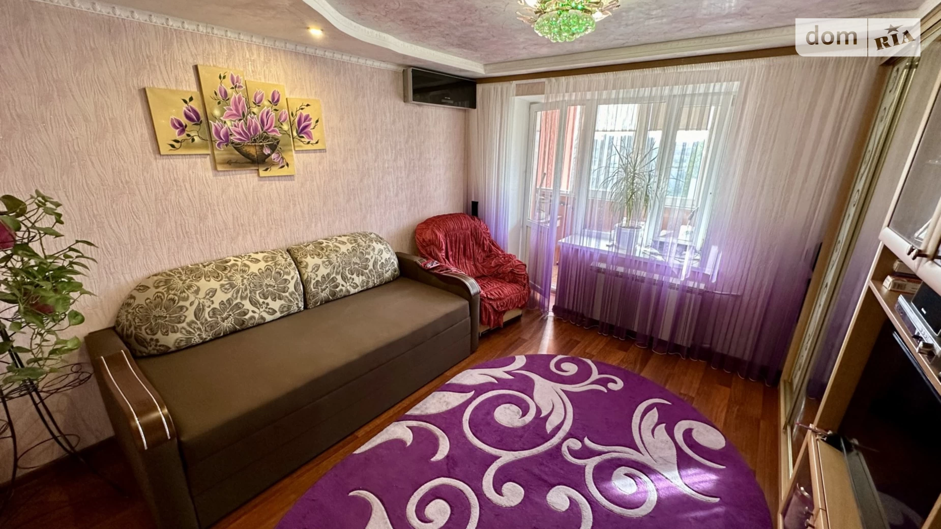 Продається 3-кімнатна квартира 63 кв. м у Миколаєві, вул. Садова (Центр)