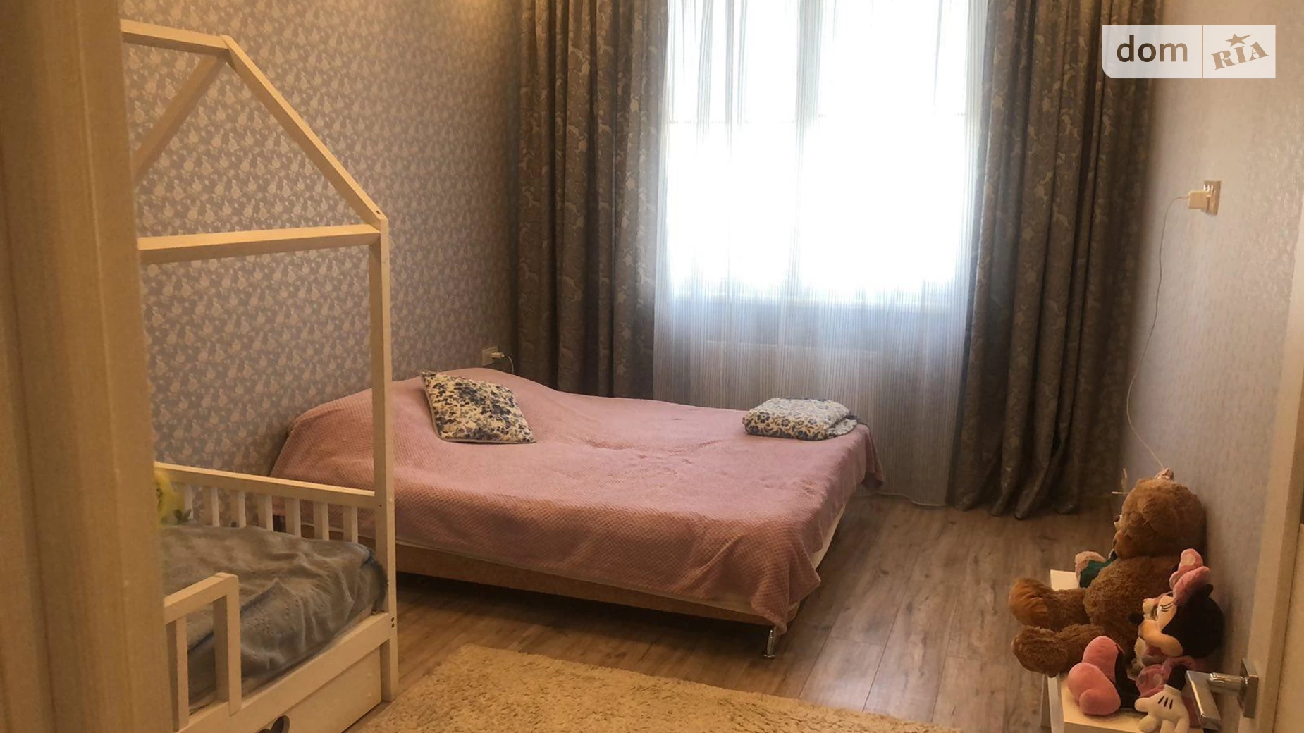 Продается 1-комнатная квартира 51 кв. м в Одессе, ул. Люстдорфская дорога, 90Б