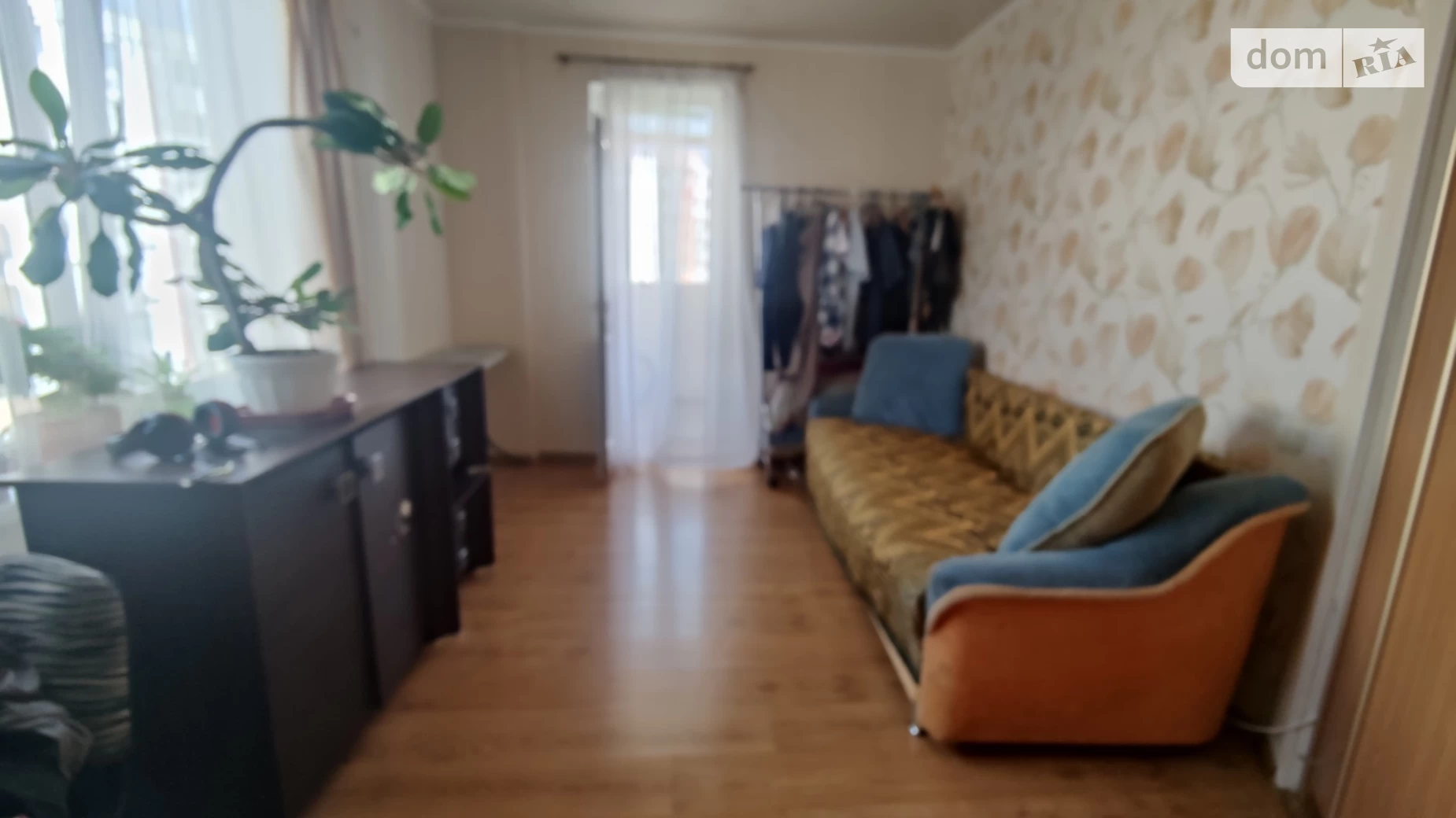 Продається 2-кімнатна квартира 60 кв. м у Одесі, мас. Радужний
