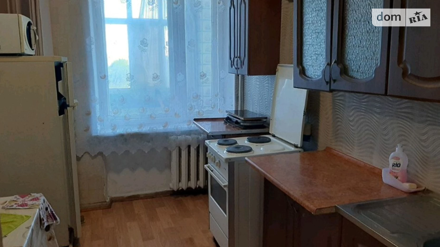 Продается 1-комнатная квартира 36 кв. м в Одессе, просп. Добровольского