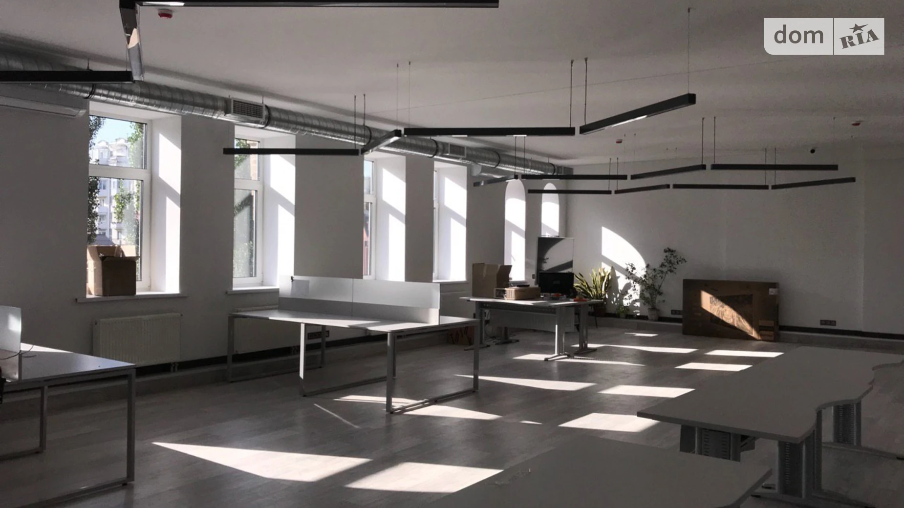 Продається офіс 638.7 кв. м в бізнес-центрі, цена: 1200000 $ - фото 2