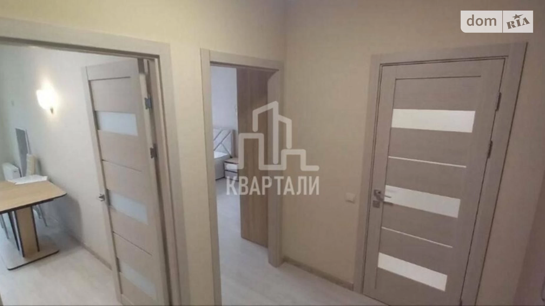 Продается 1-комнатная квартира 42 кв. м в Киеве, ул. Академика Заболотного, 148В - фото 4