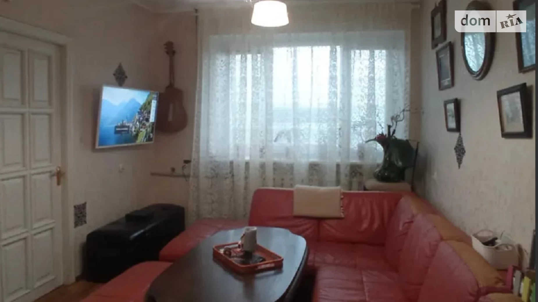 Продается 4-комнатная квартира 63 кв. м в Одессе, ул. Кирпичнозаводская