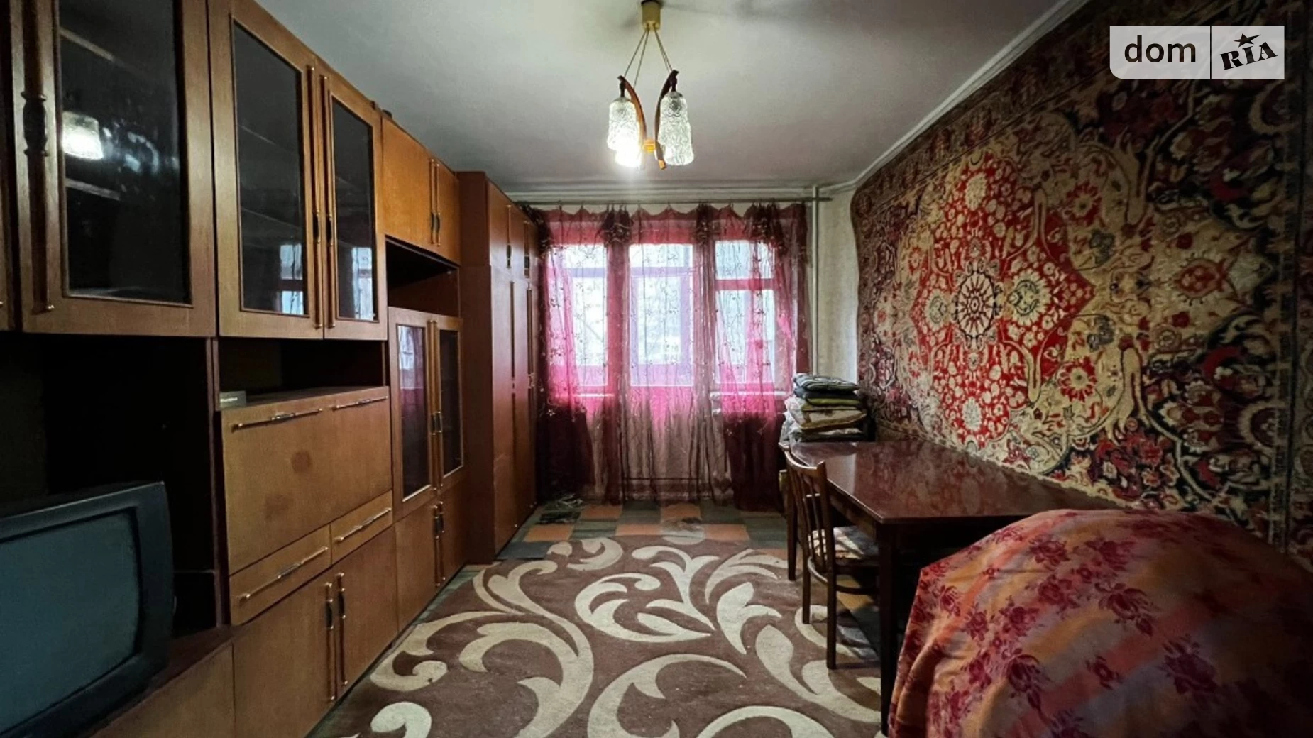 Продается 2-комнатная квартира 48 кв. м в Днепре, ул. Радистов