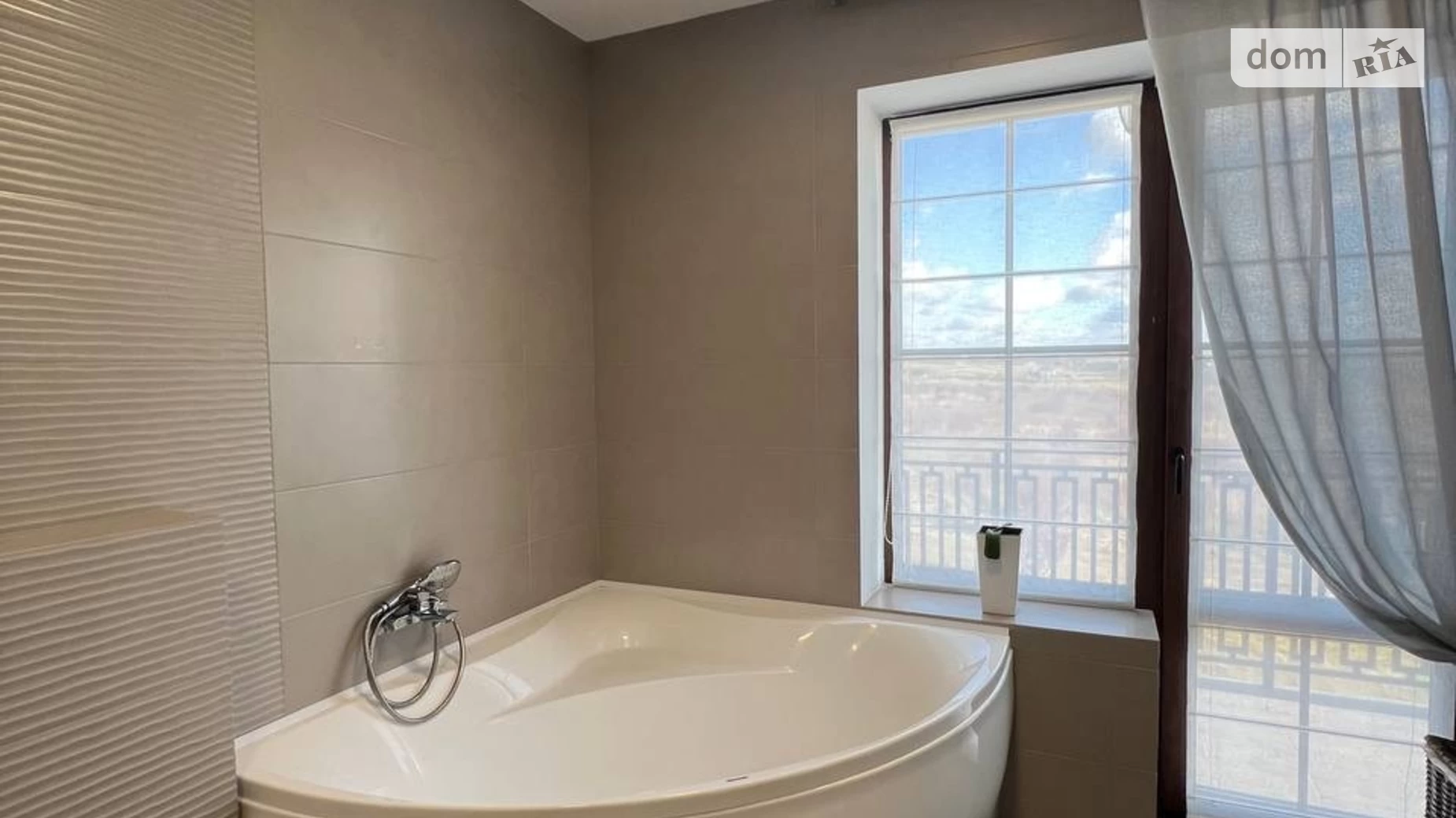 Продается часть дома 156 кв. м с бассейном, цена: 165000 $ - фото 4
