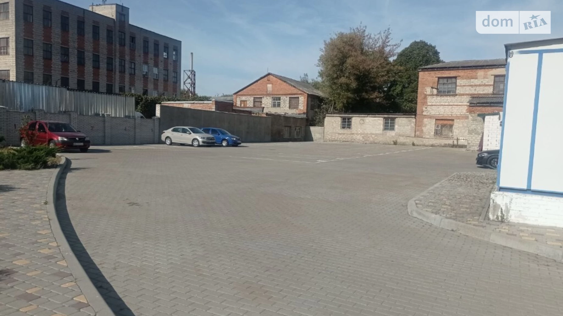 Продается место на стоянке универсальный на 17 кв. м, цена: 6000 $ - фото 3