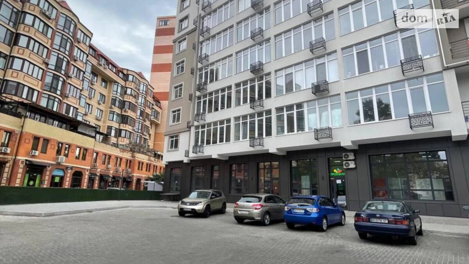 Продается 1-комнатная квартира 29.6 кв. м в Одессе, ул. Сегедская