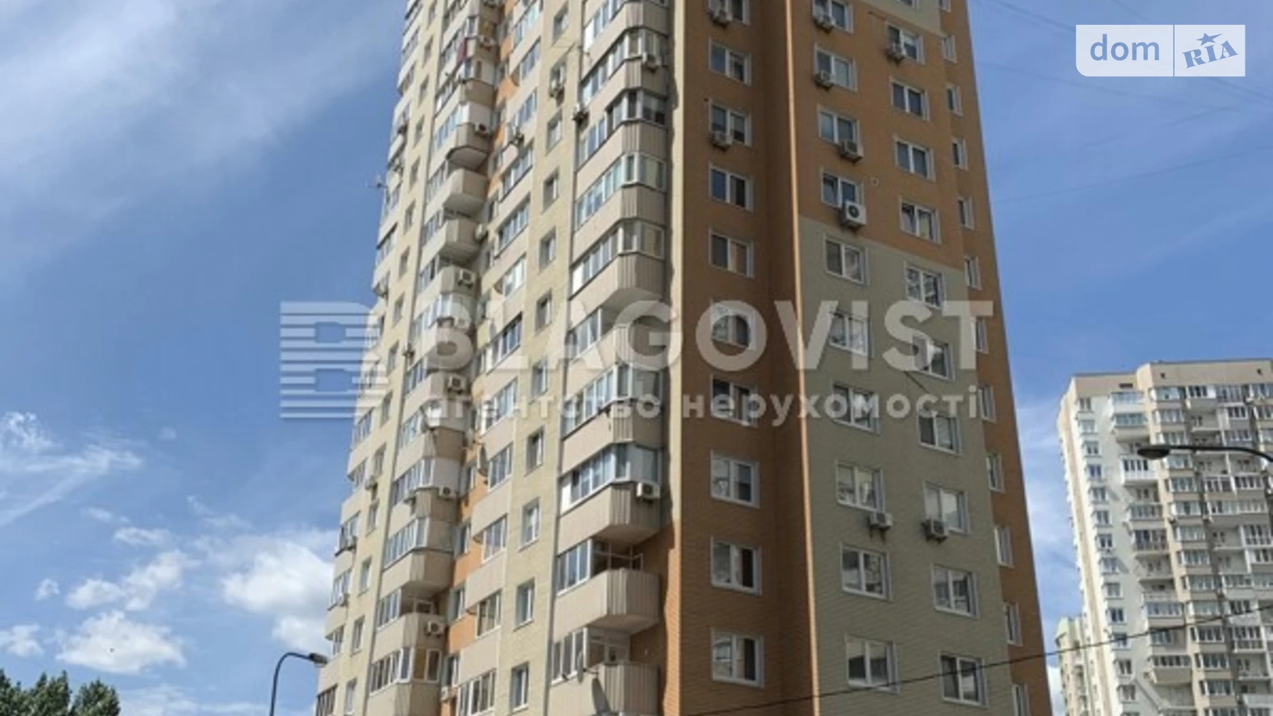 Продается 3-комнатная квартира 72 кв. м в Киеве, ул. Николая Лаврухина, 10 - фото 2