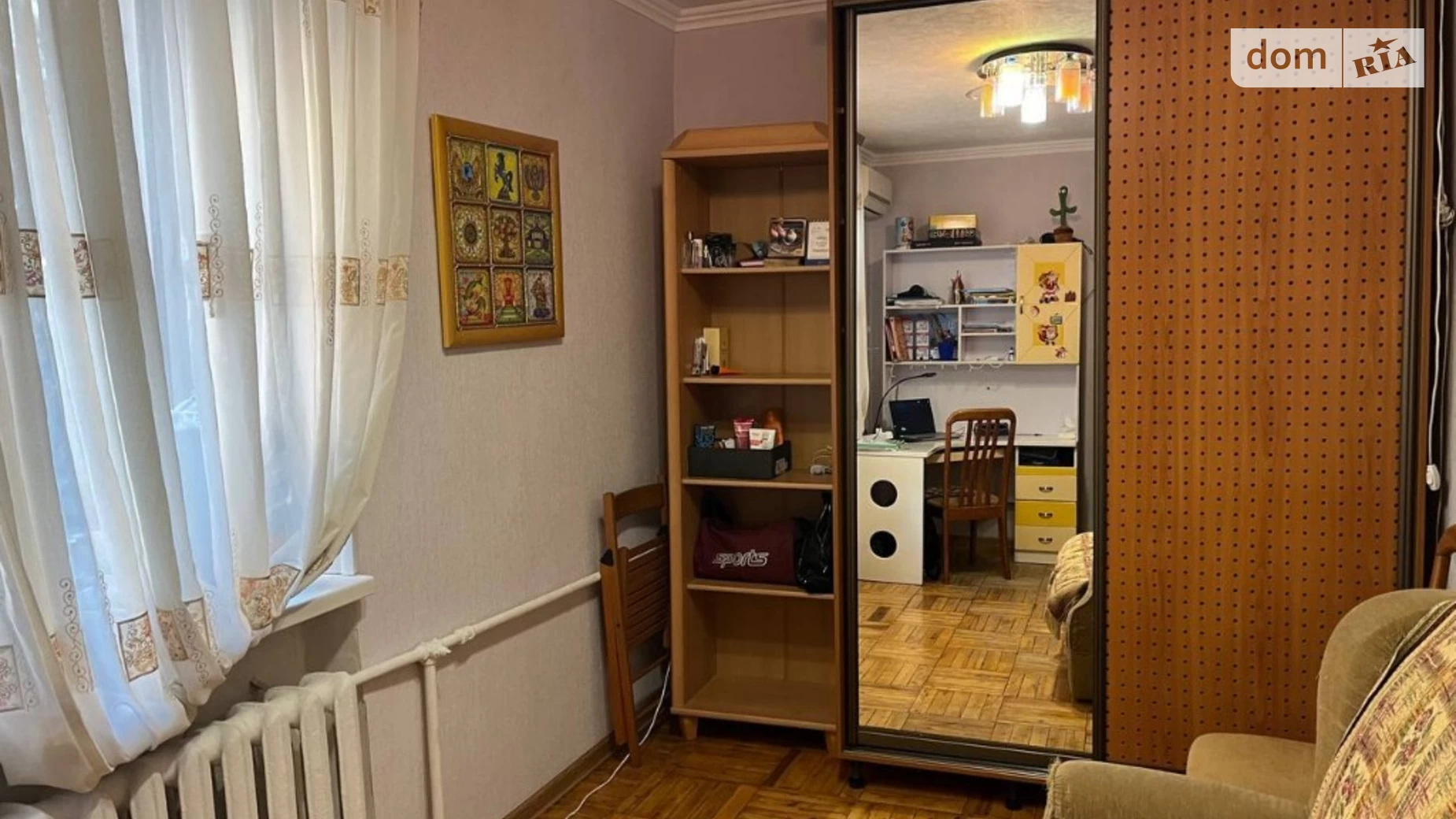 Продается 2-комнатная квартира 45 кв. м в Одессе, ул. Сегедская