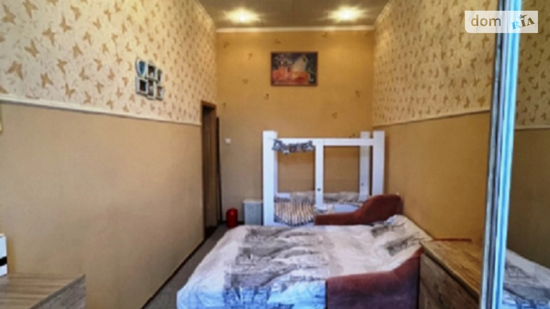 Продается 3-комнатная квартира 134 кв. м в Одессе, ул. Новосельского