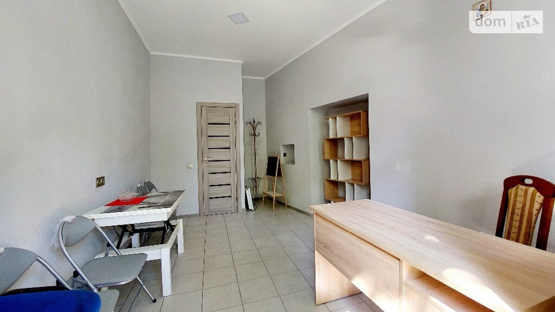 Продается 1-комнатная квартира 17 кв. м в Львове, ул. Хмельницкого Богдана - фото 2