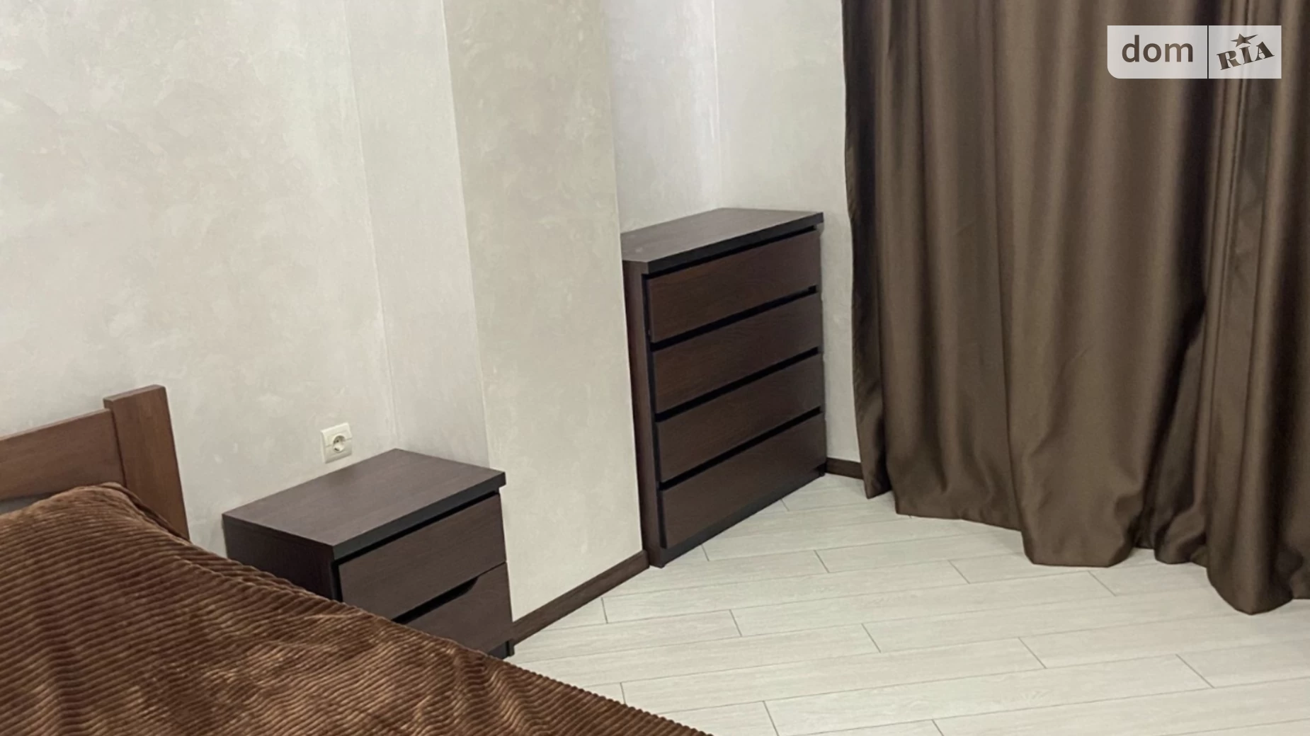 Продается 1-комнатная квартира 46 кв. м в Одессе, ул. Дача Ковалевского