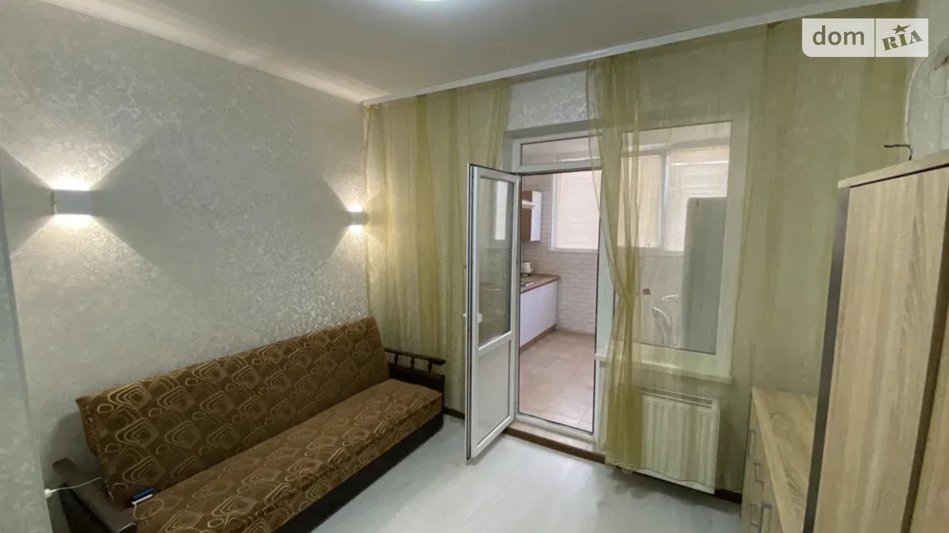 Продается 2-комнатная квартира 46 кв. м в Одессе, мас. Радужный - фото 3