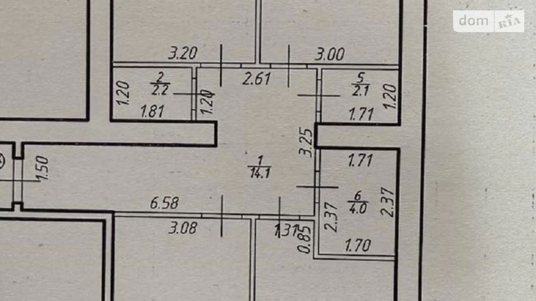 Продается 3-комнатная квартира 92 кв. м в Ивано-Франковске, ул. Княгинин