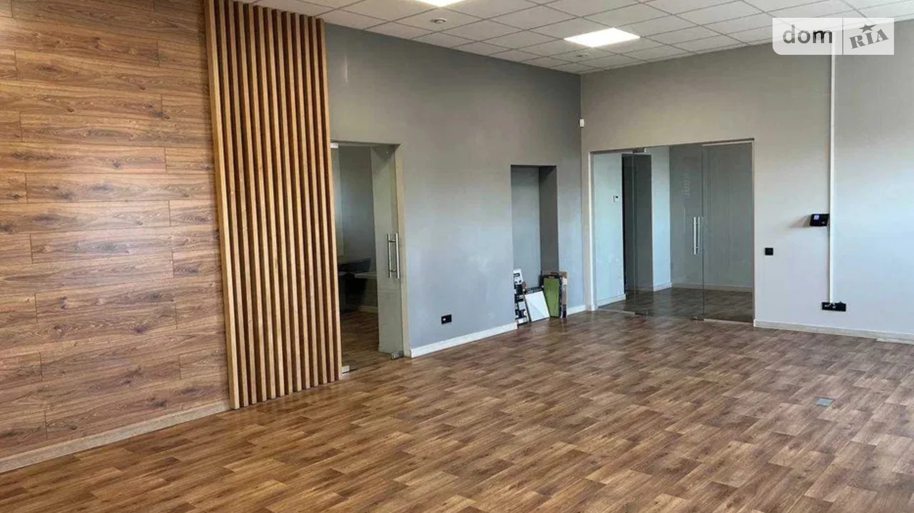 Сдается в аренду помещения свободного назначения 218 кв. м в 3-этажном здании, цена: 763 $ - фото 2