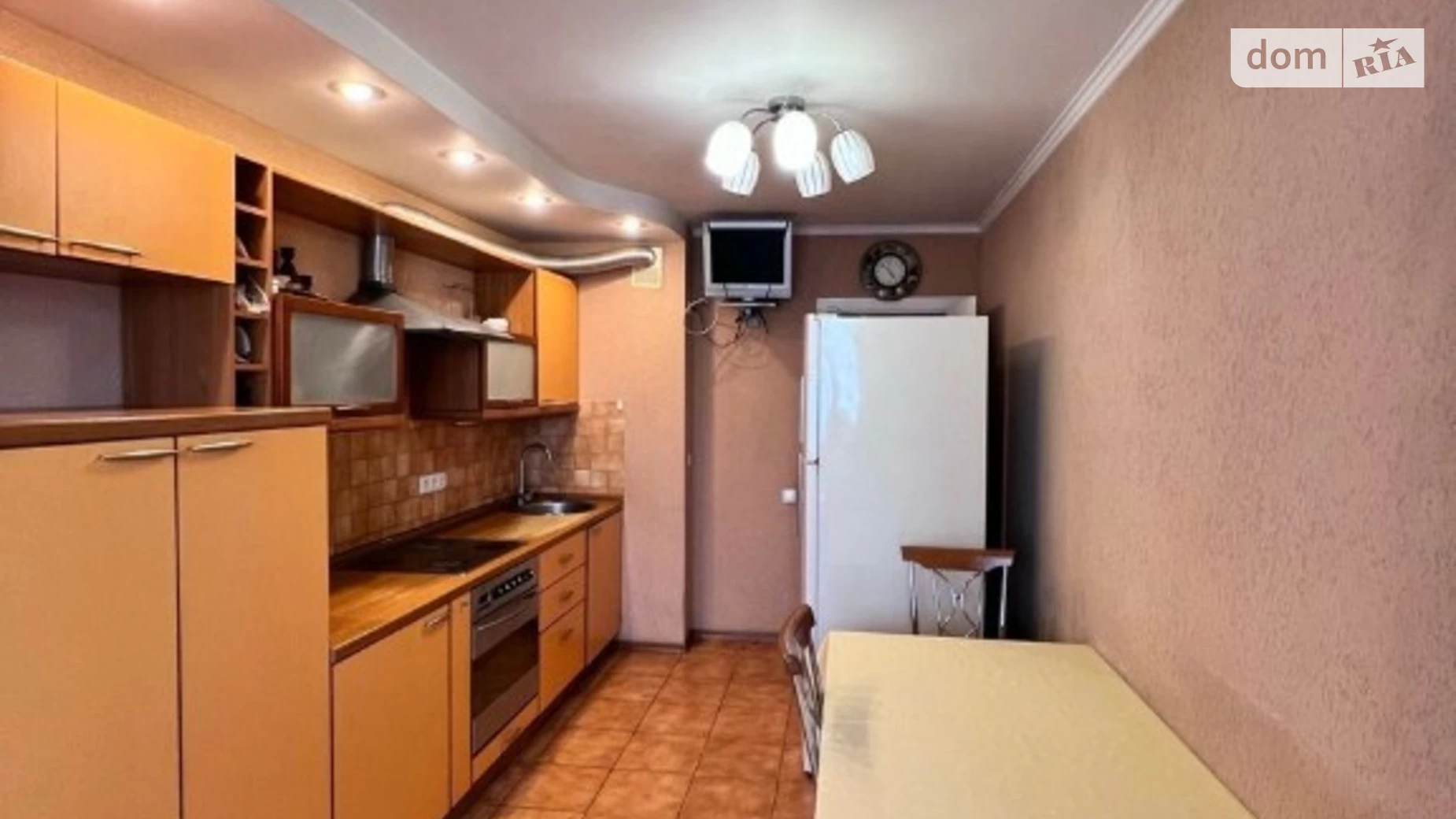 Продается 3-комнатная квартира 121 кв. м в Киеве, ул. Степана Рудницкого(Академика Вильямса), 9