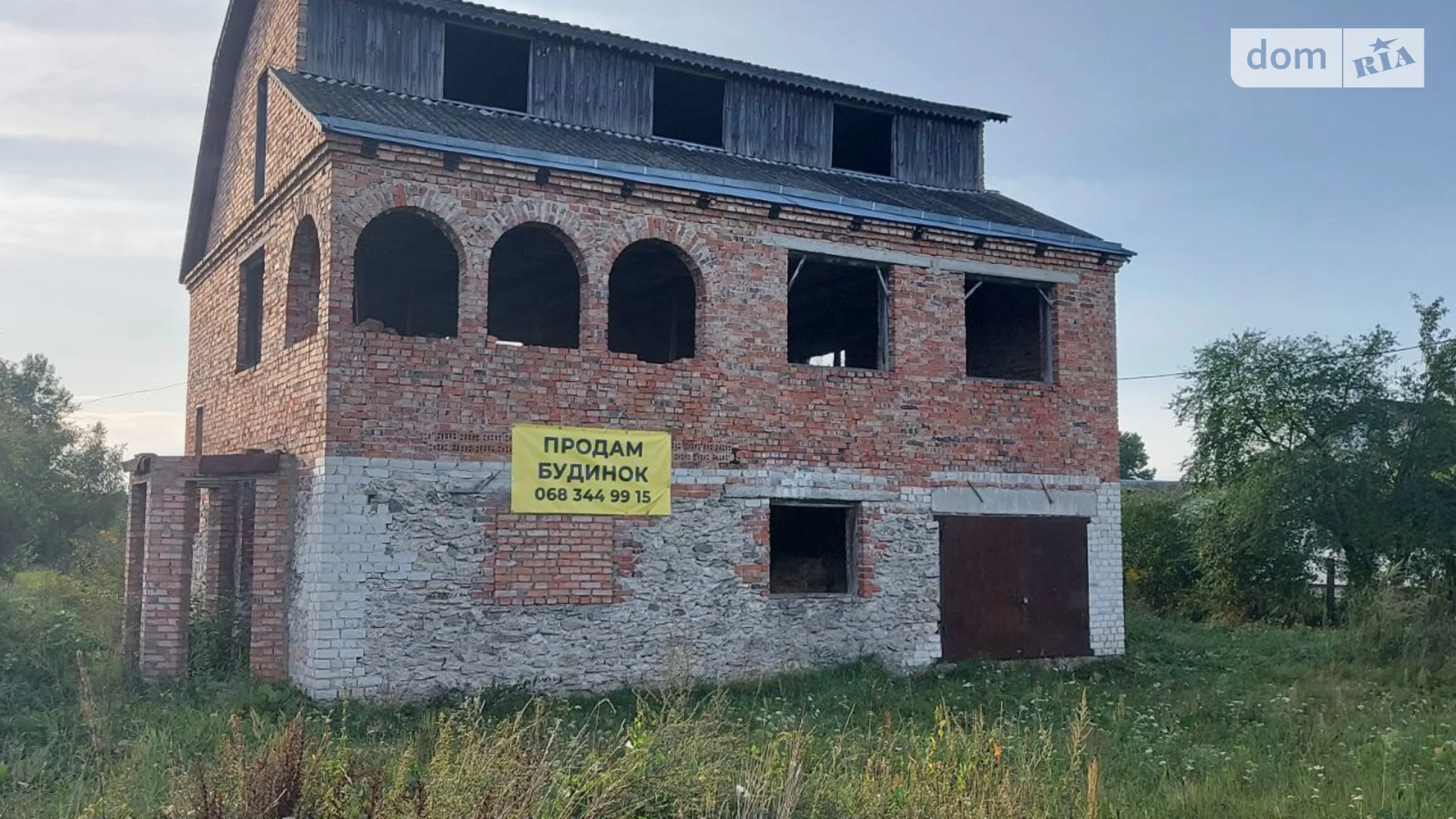 Продается дом на 2 этажа 180 кв. м с гаражом, цена: 18000 $ - фото 2