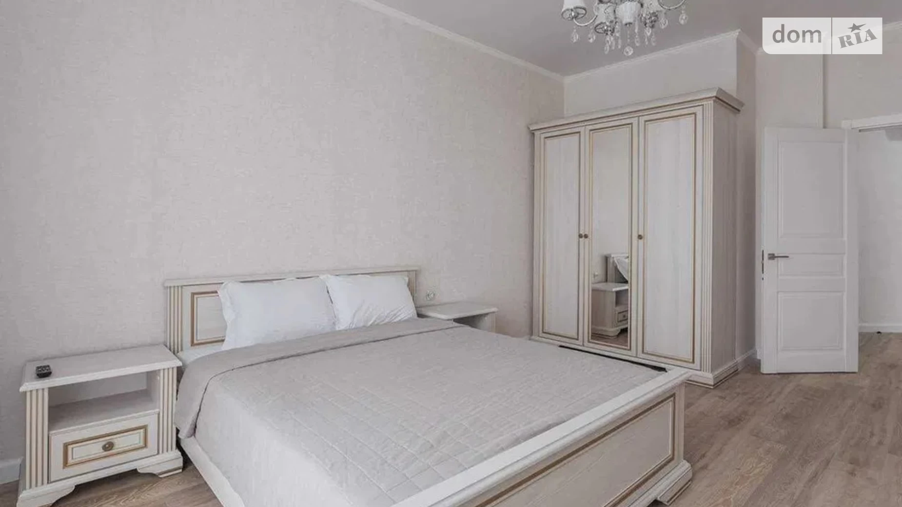 Продается 2-комнатная квартира 87 кв. м в Одессе, плато Гагаринское, 5А - фото 3