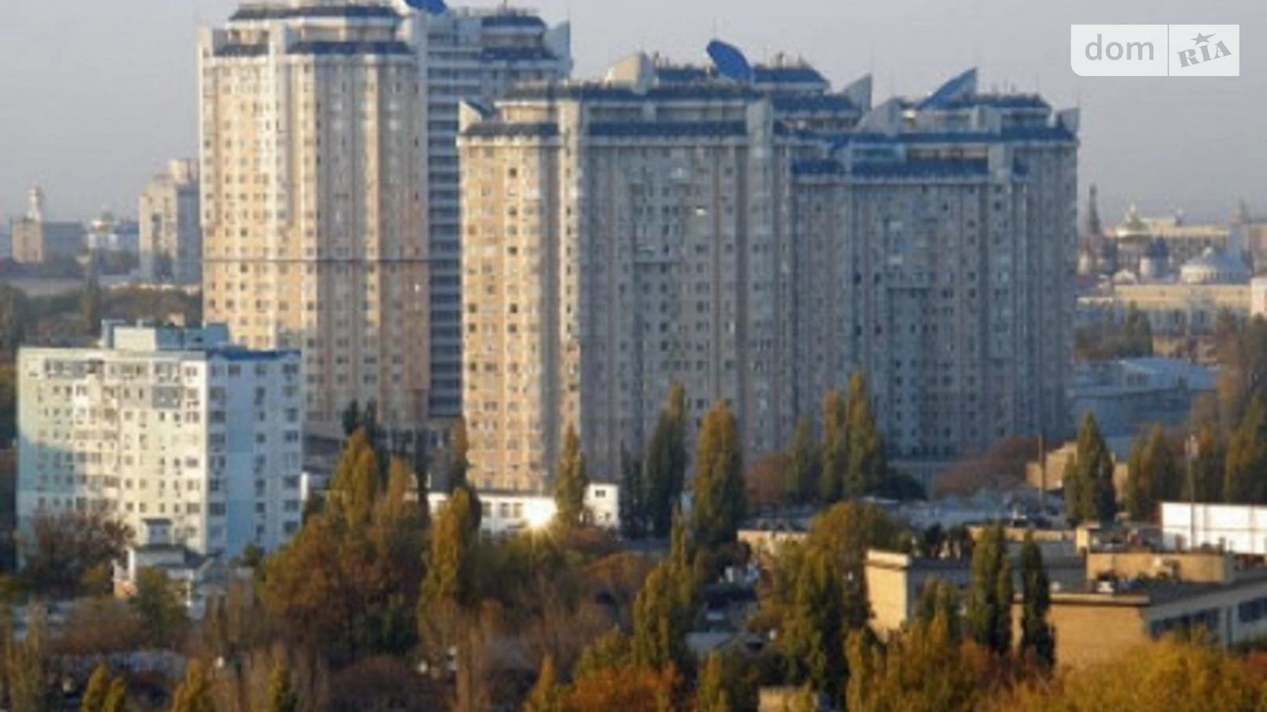 Продается 1-комнатная квартира 55 кв. м в Одессе, ул. Среднефонтанская